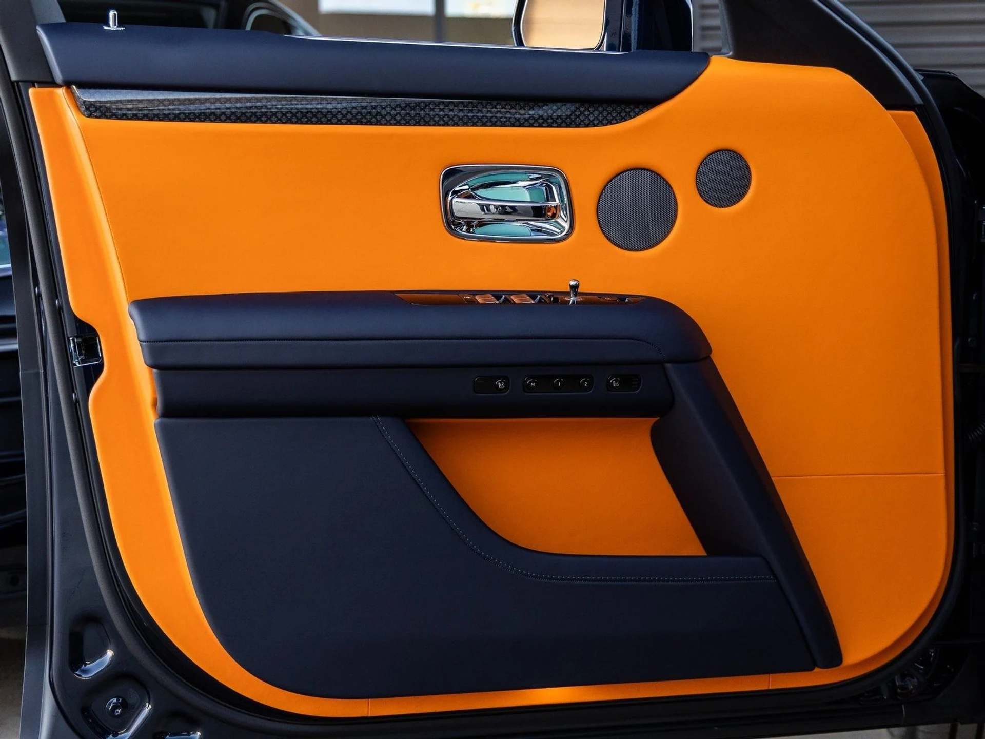 mph024_2901425609_25_5c166b4d7c