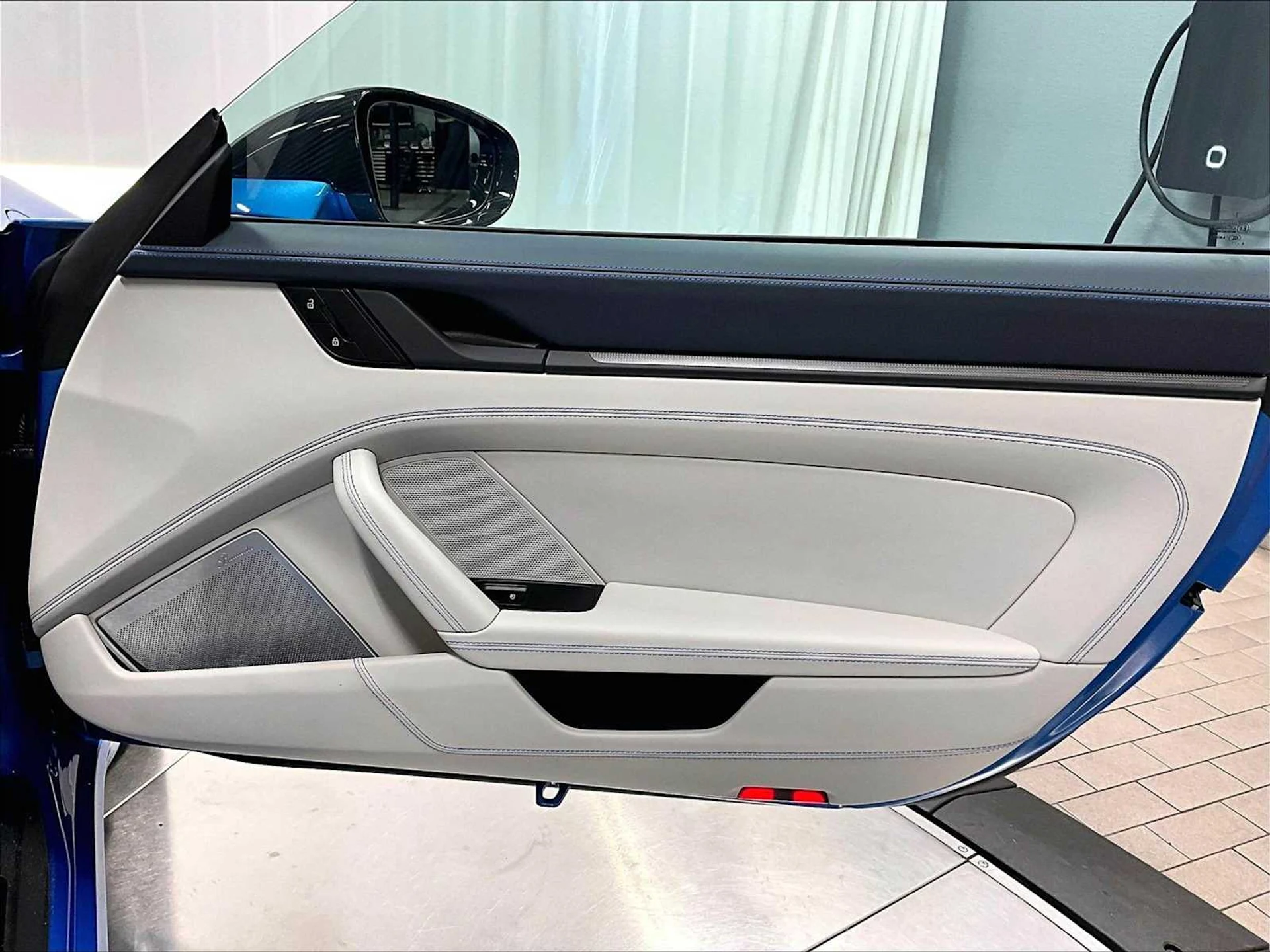 mph024_2910330958_22930fa22aa1d2a92e739eb414bfb2d5x_cb030bcf85