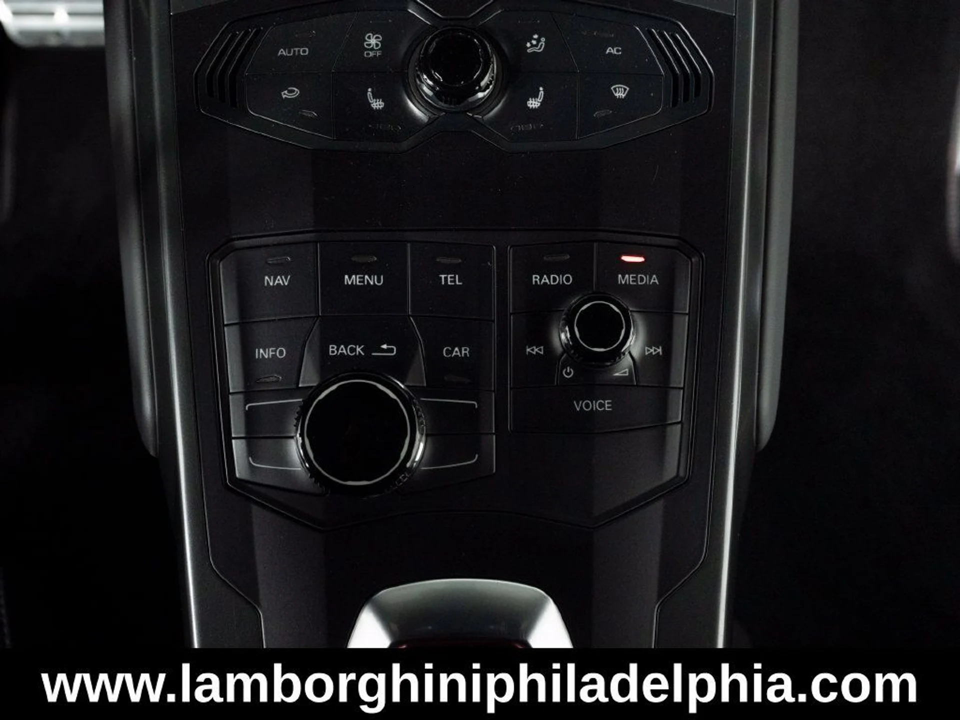 mph024_2911302309_6ce4554cc04c72b85a991cc2b24dda71x_6ae74fe042
