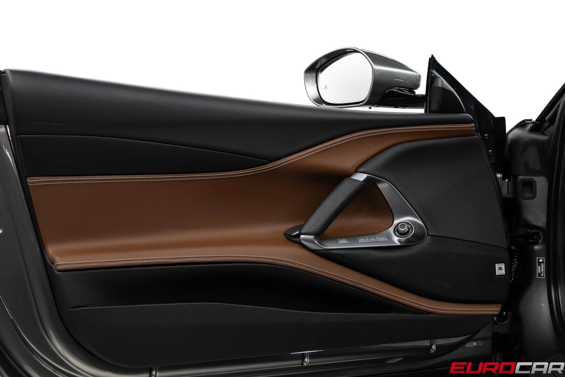 mph024_291226682_3553d28c_869a_42ff_87d6_d6e1a6e8749c_5c985c0b93