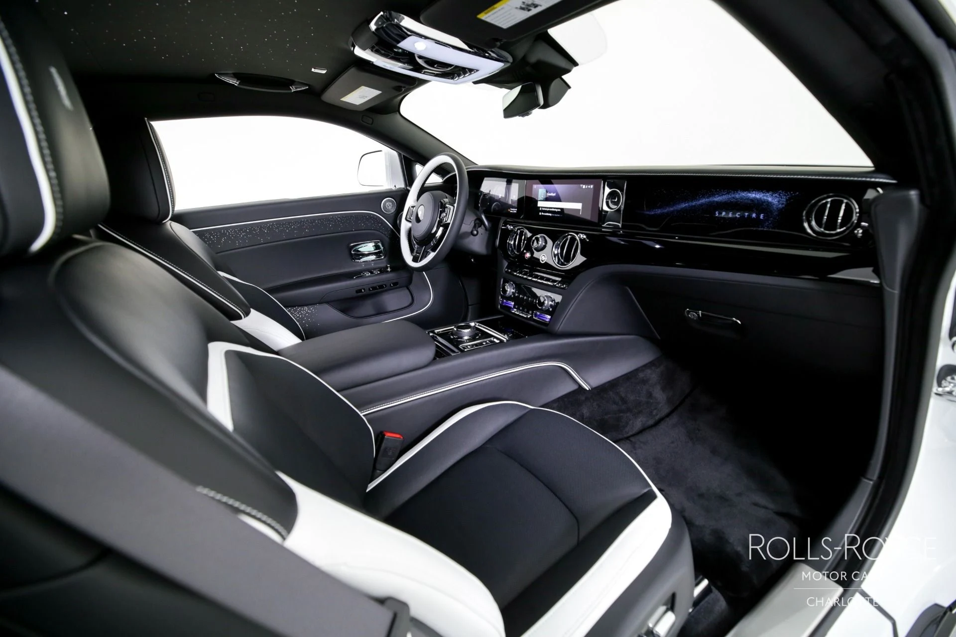 mph024_291592277_Used_2024_Rolls_Royce_Spectre_1709308315_32caa71b71
