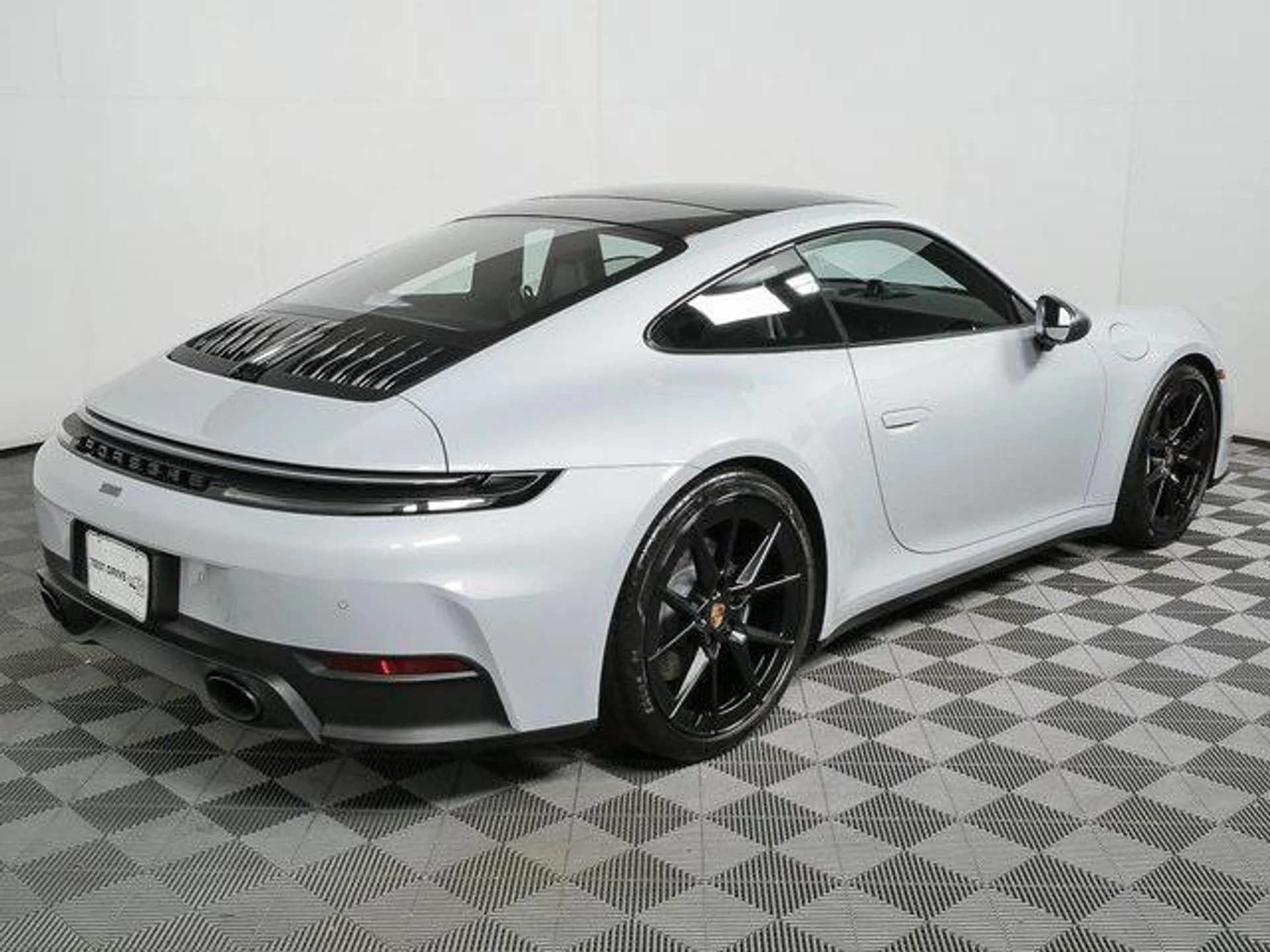 mph024_2921053603_WXR_5_M3t20_MN_Aex00_Sb2_X_WX_Ykz_U_b40424381b