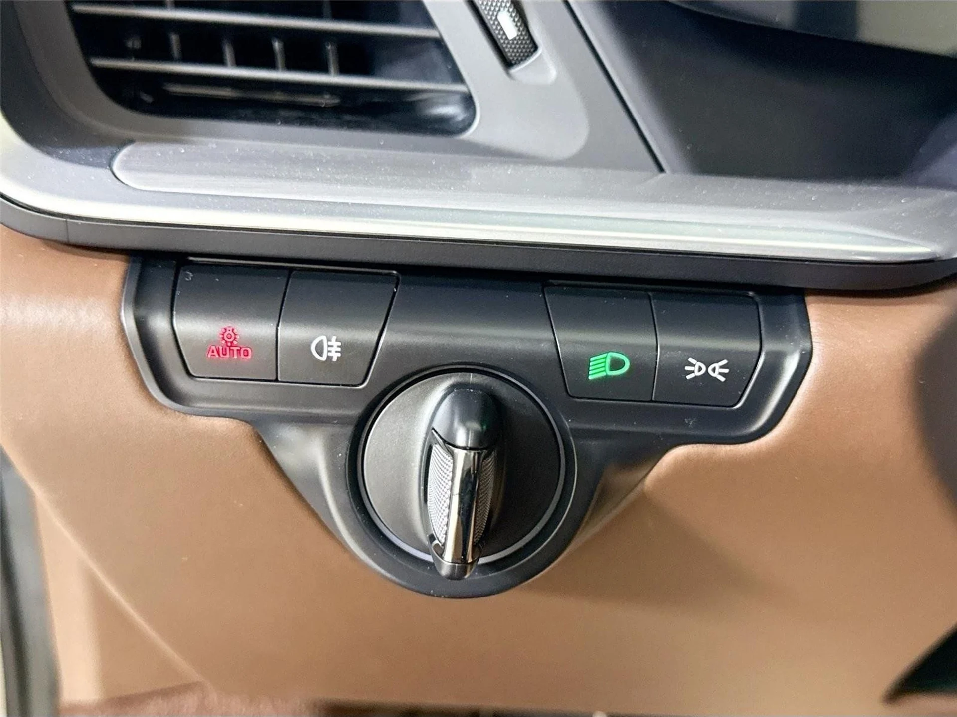 mph024_2923105320_2b742eb1a9ab5513aa533320e7a8f291_ad24b1fae0