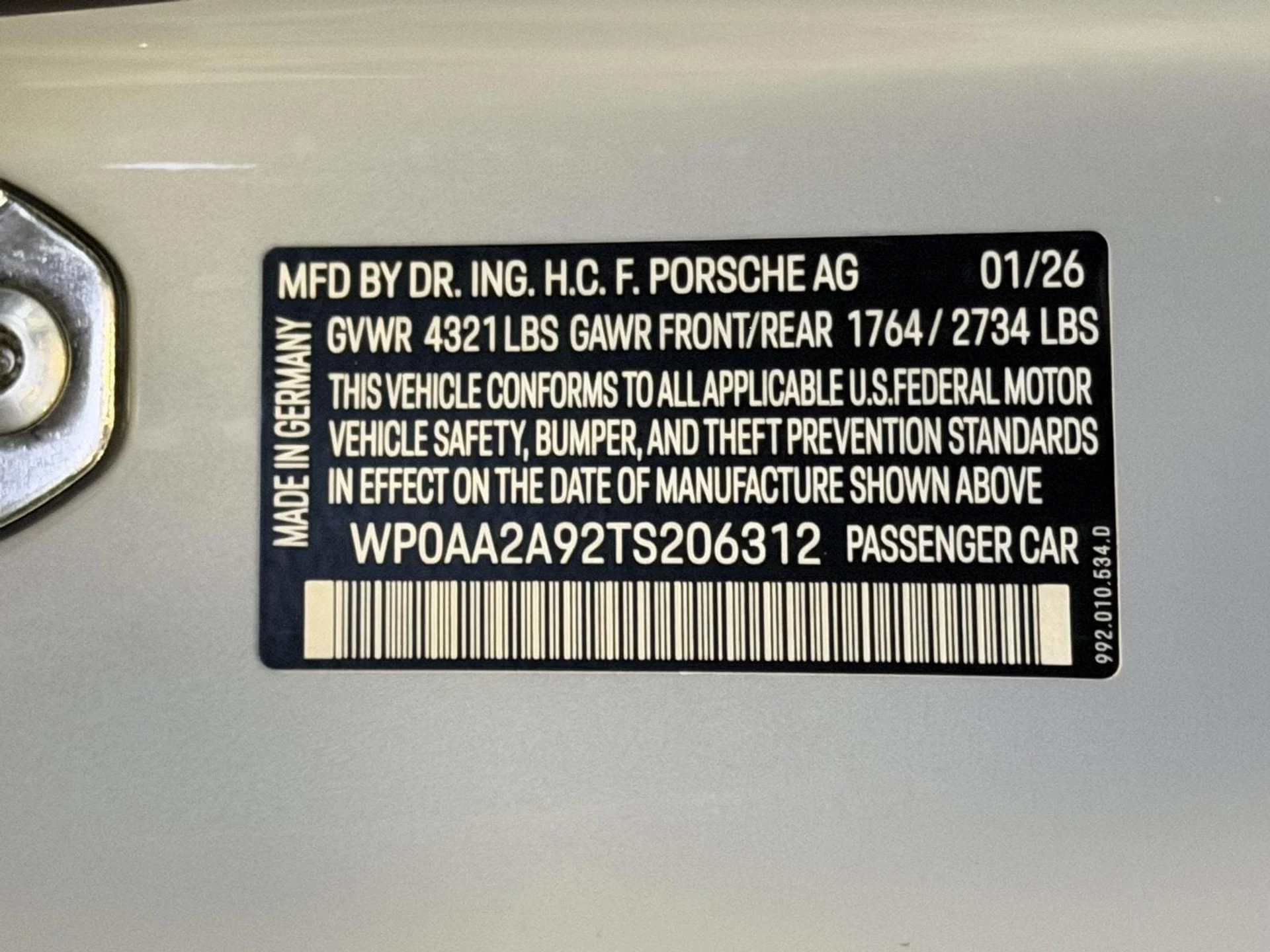 mph024_2923345074_59ea3447f0100bd5a0cab364a1f1ef5cx_0350ee4db3