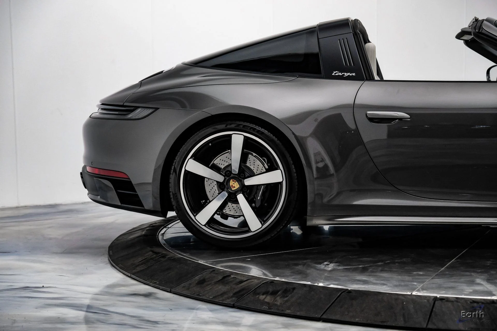 mph024_2935236524_5a646743301c0d7d43d70aa21e242e46x_13b6d8f47c