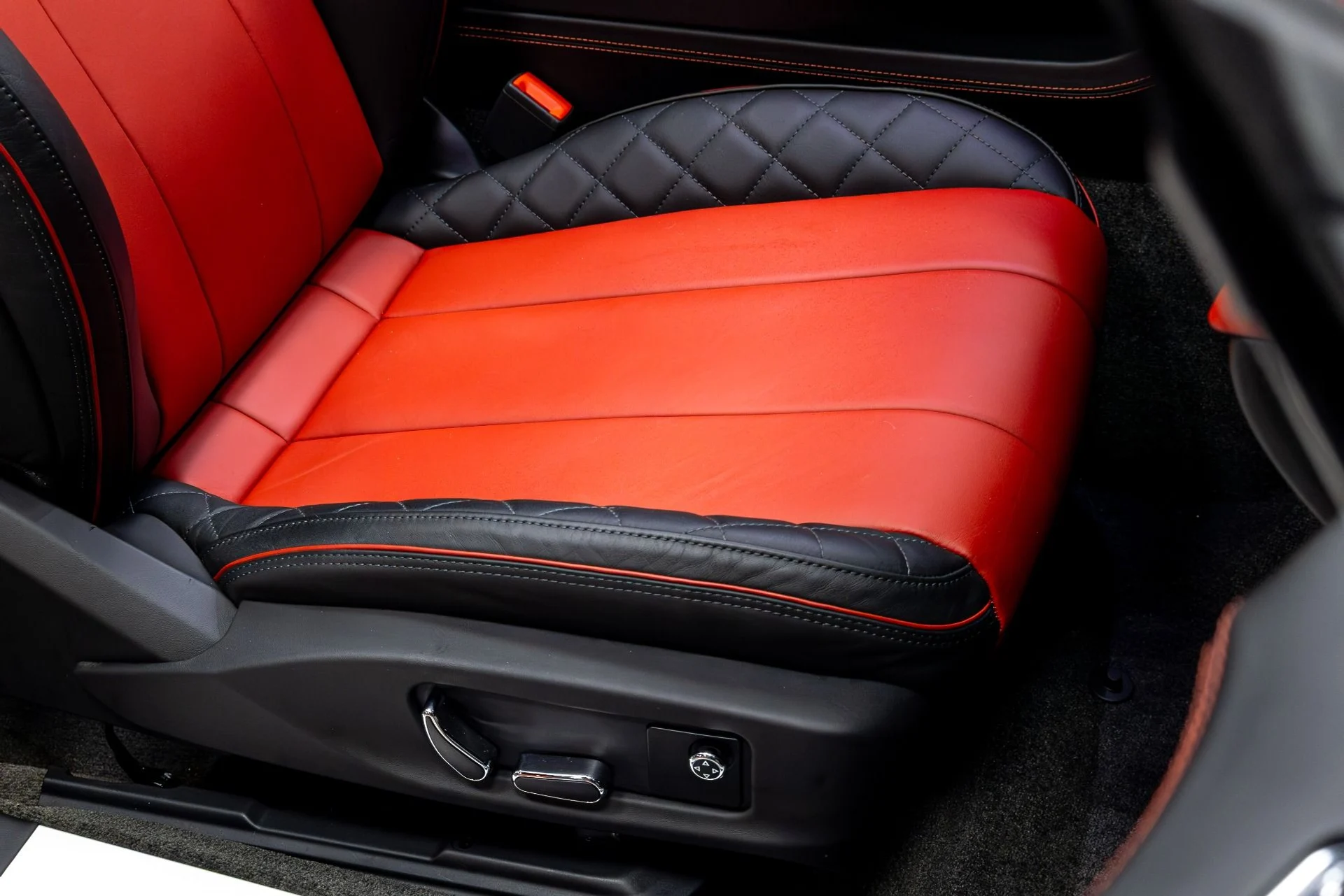 mph024_2950083311_Used_2020_Bentley_Continental_GT_V8_1775255845_9d6f12dbe4