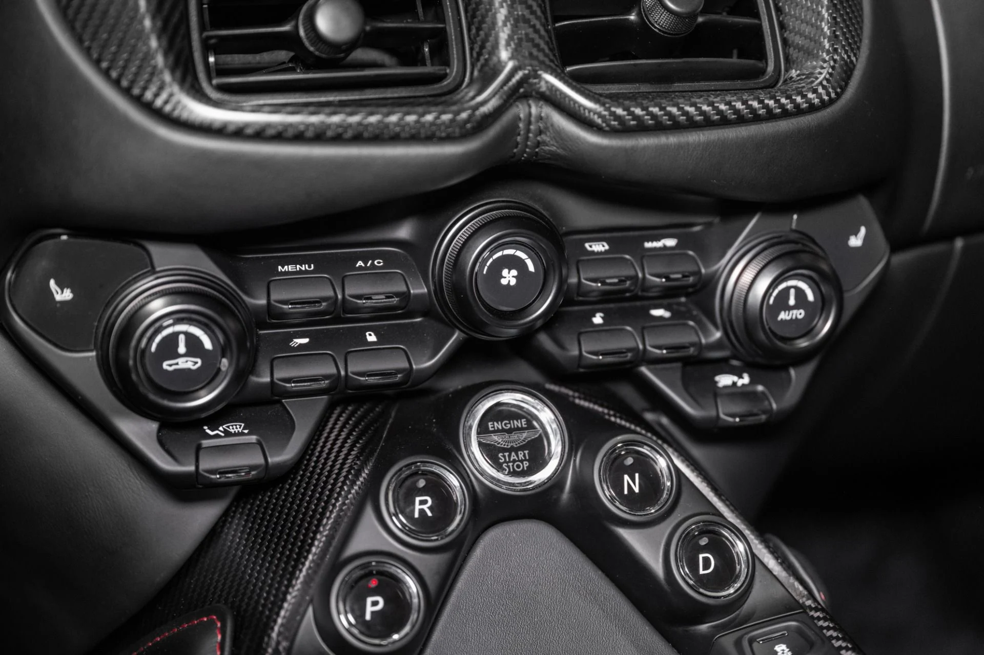 mph024_2950683598_Used_2023_Aston_Martin_Vantage_V8_1772854371_d4d40a40ac