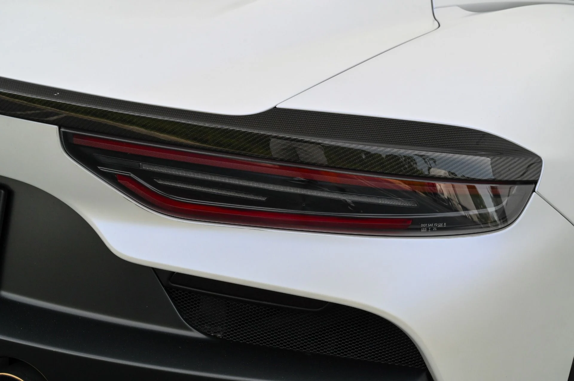 mph024_2951009843_Used_2022_Maserati_MC_20_1715696685_6d2b7a55f2