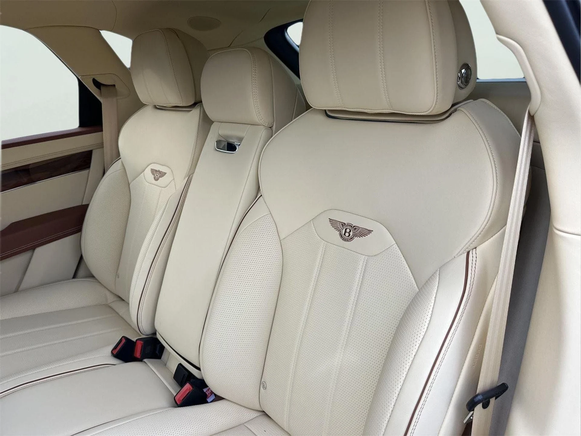 mph024_2951947215_0c1e0f8d79a1ea1eca82c4944d63ce95_f99609befd