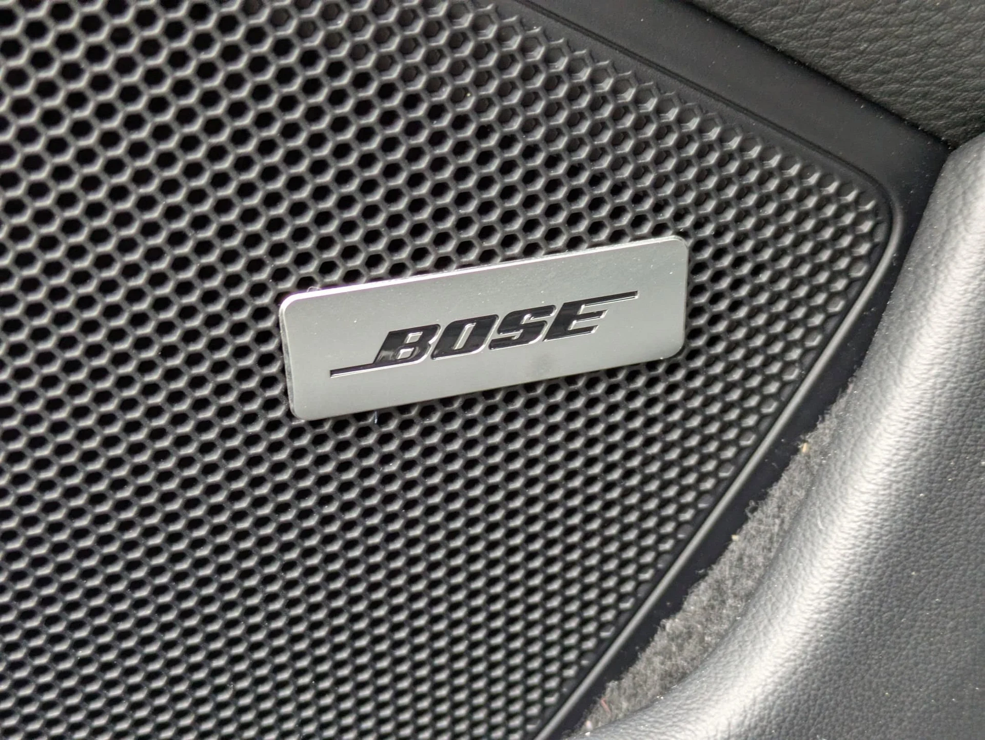 mph024_2967034937_4a7722b0e55f9bd4c7b4f16d66a8d91dx_71d4f3e6e1