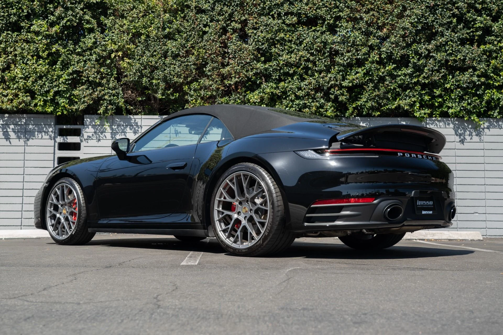 mph024_2974773839_Used_2020_Porsche_911_Carrera_S_1756926775_6b8d1fe1ea