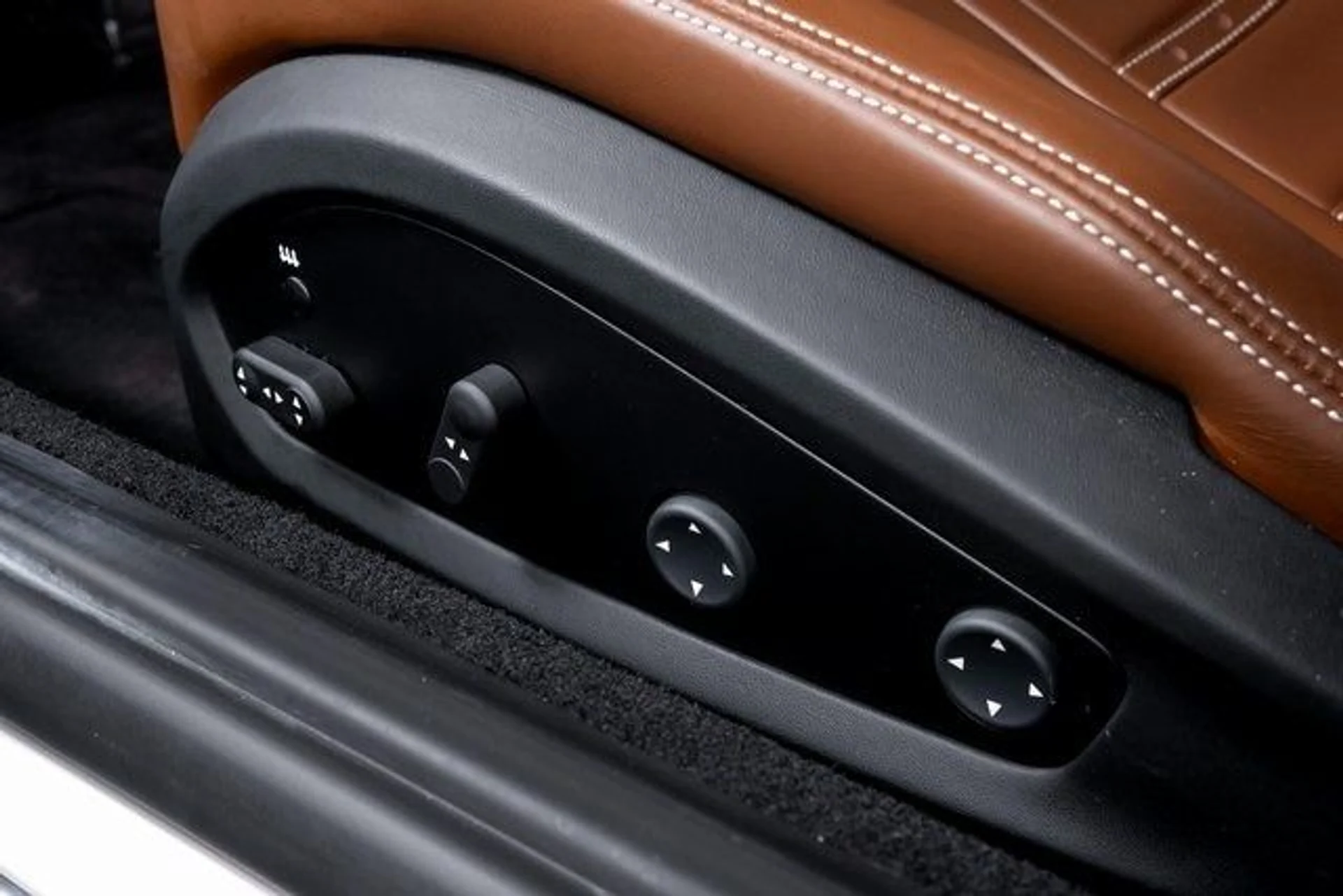 mph024_2975649392_ceadb1ea925a4f4598521fa671612e9cx_b8547ec7ee