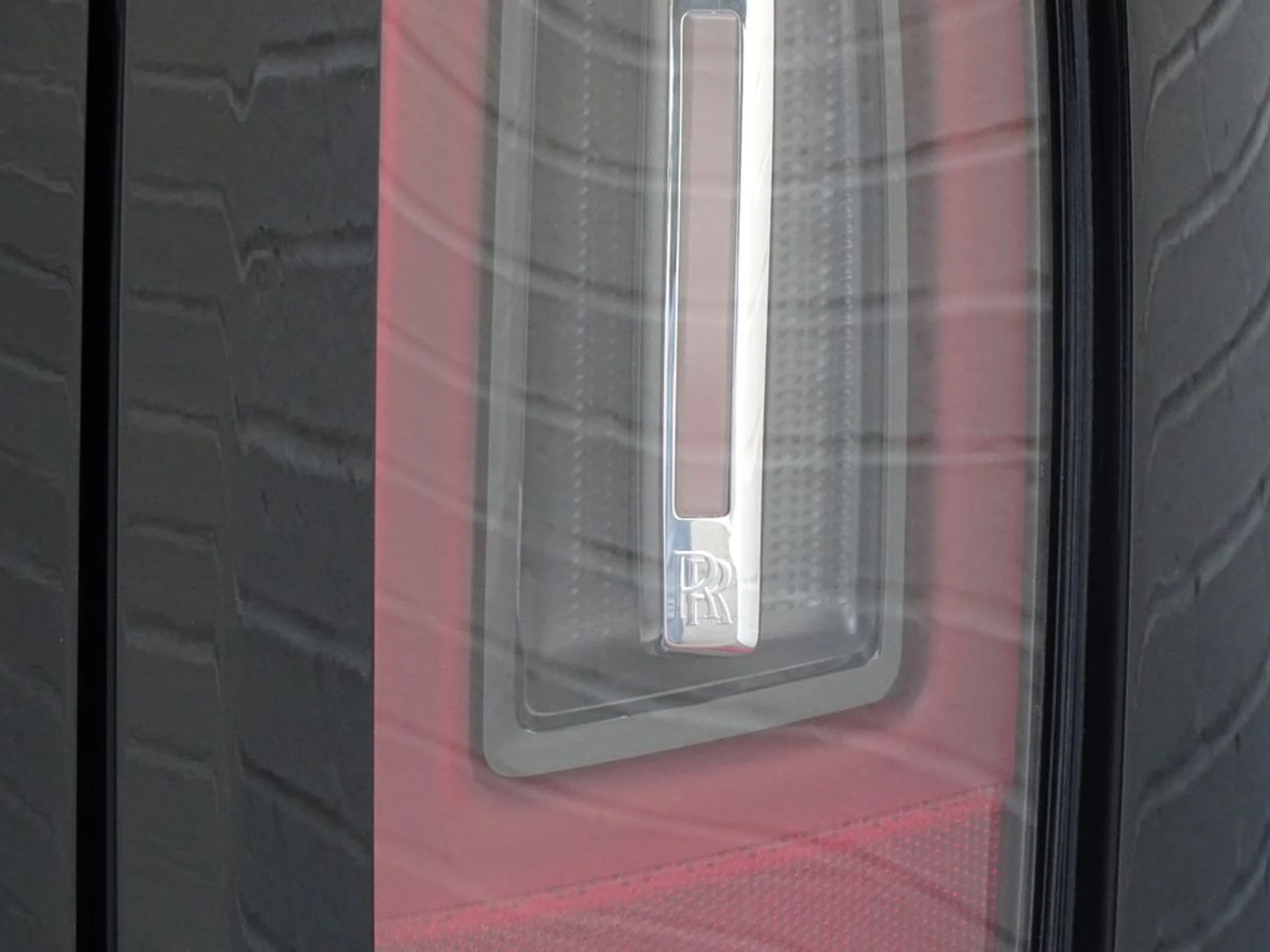 mph024_2978445172_a0755b501b19556afcfac14ec6d37759x_ae68f3ab6f