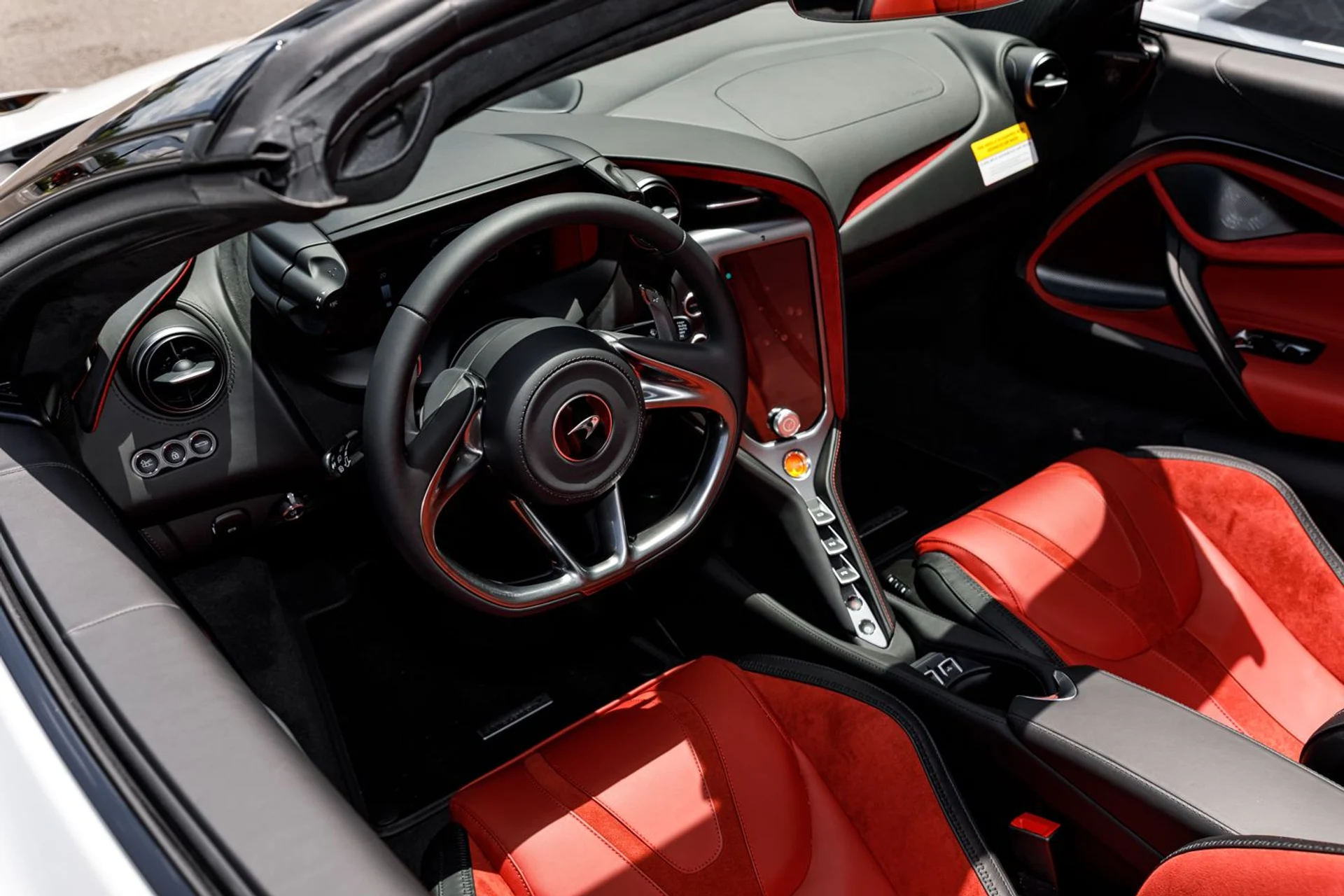 mph024_2979961136_585_p25_l_64fddf1c8f