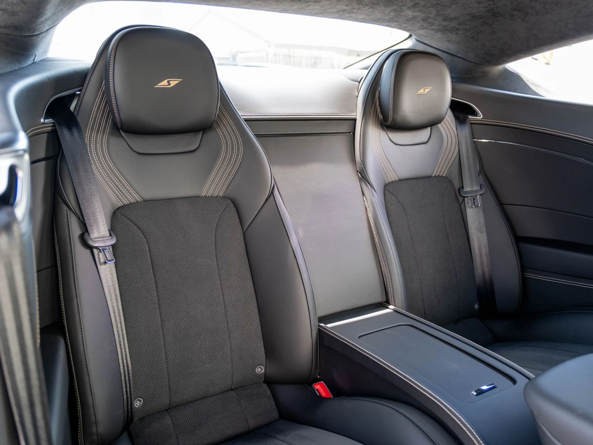 mph024_2984925110_ca234ca520ac6439cc731614d9010e52x_07e0a556c8