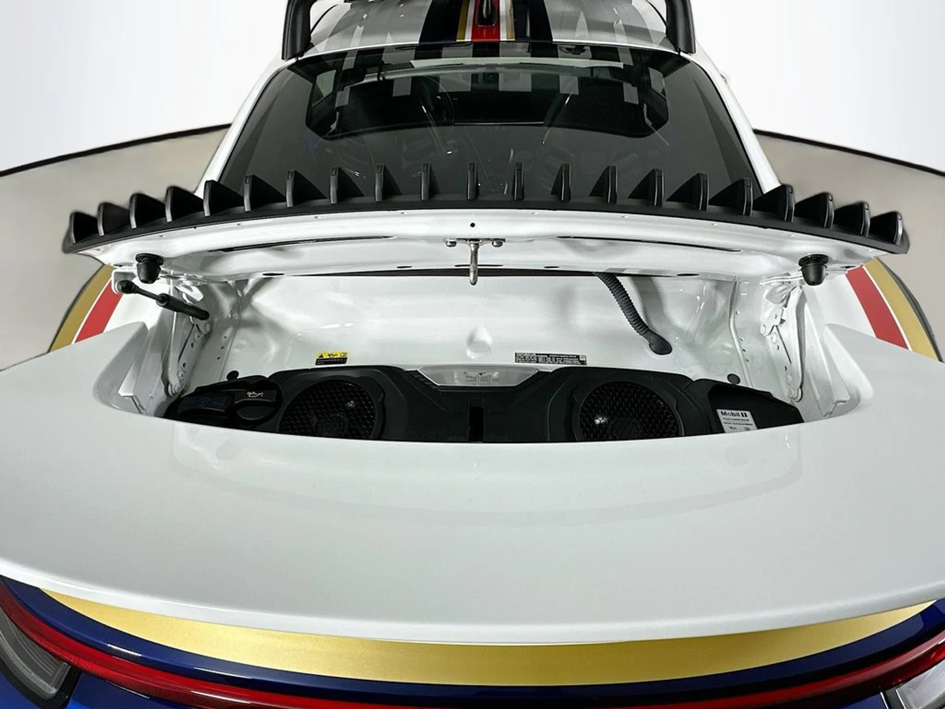 mph024_2989295620_b98552b65313ed88b92e23f45c839279x_645c7281c6