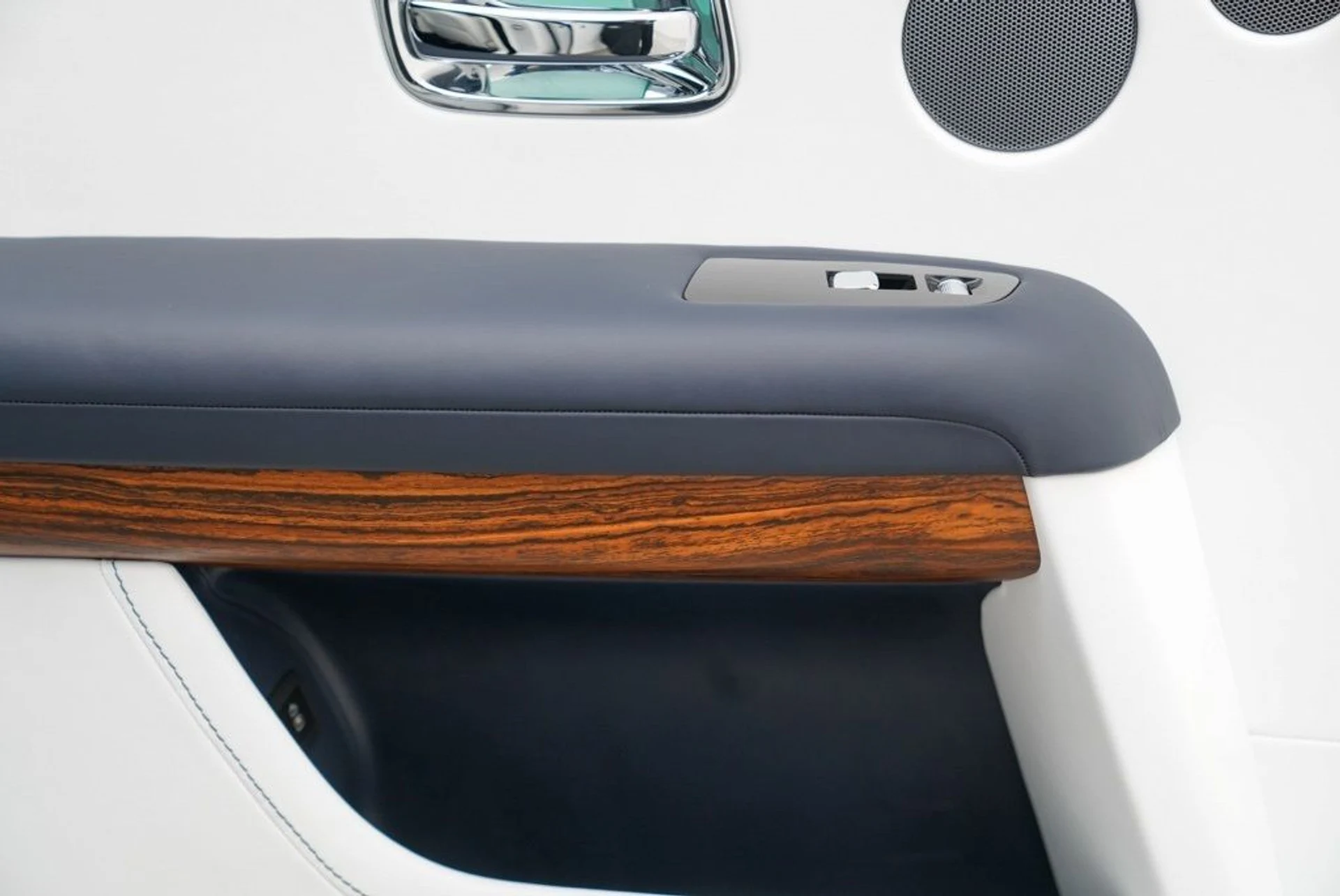 mph024_3001069271_n4c6tpitkj45ziw4qsxk3sqhhneg_274e3e250f