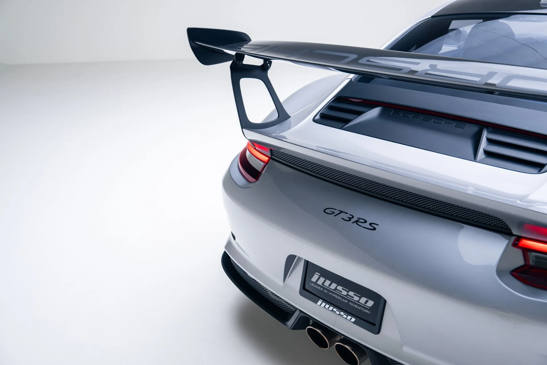 mph024_3002507005_Used_2019_Porsche_911_GT_3_RS_1764709601_d2cac09c77