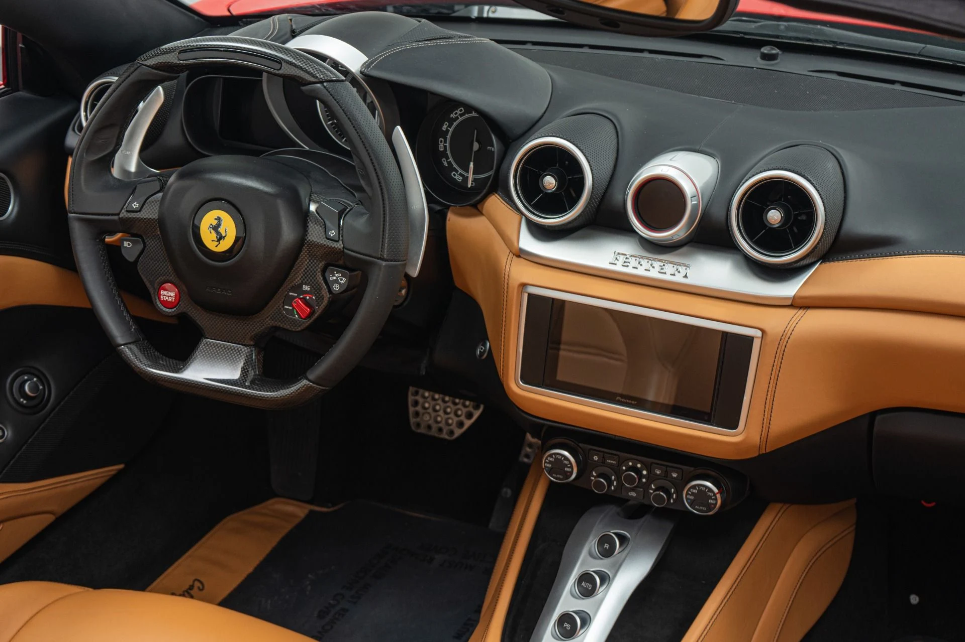 mph024_3002554434_Used_2016_Ferrari_California_T_Diamond_Turned_Wheels_Carbon_Leather_Steering_Wheel_w_LE_Ds_1775075776_97b415e725