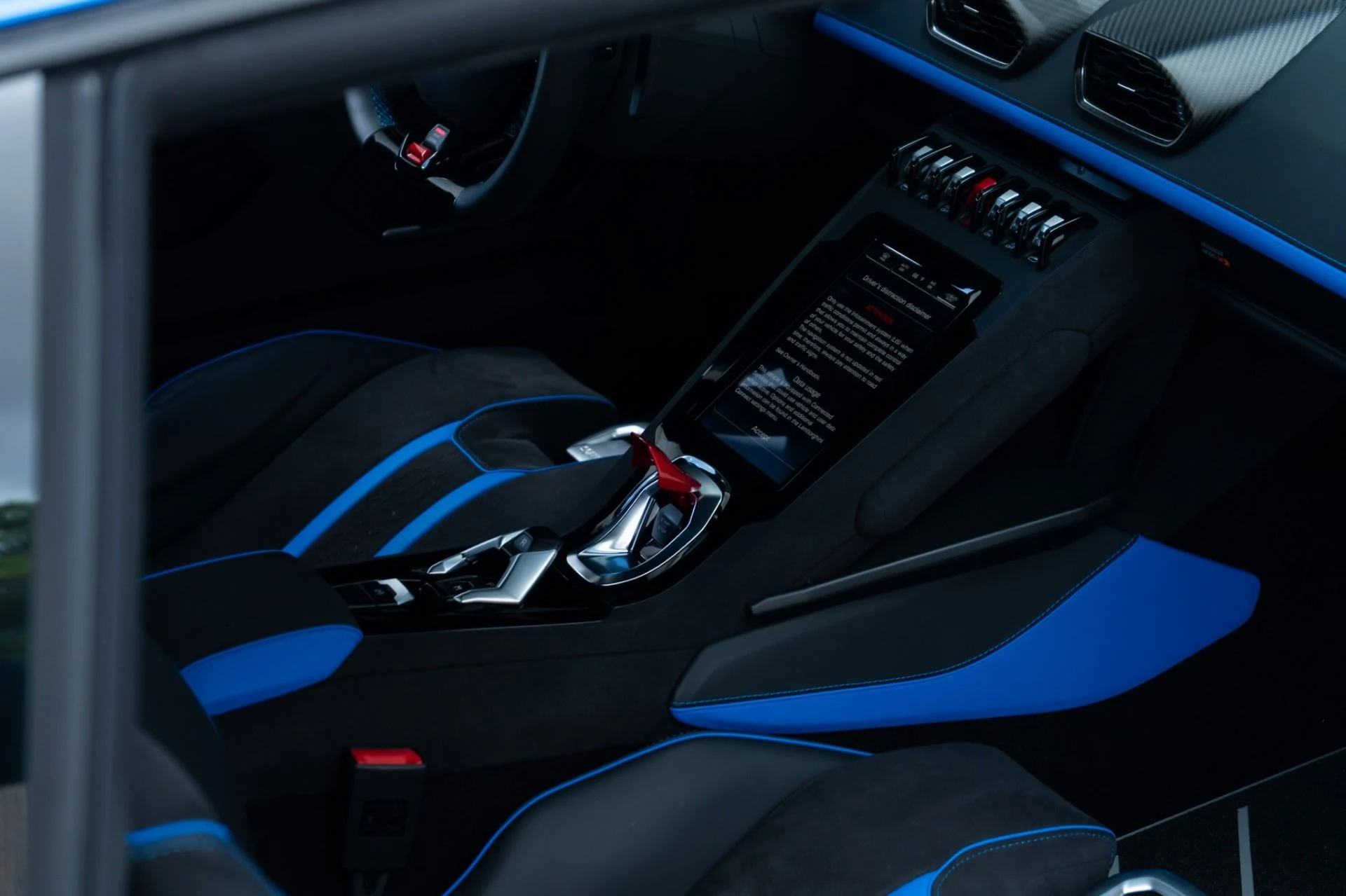 mph024_3003514844_Used_2023_Lamborghini_Huracan_Tecnica_1790706861_207d11e62a