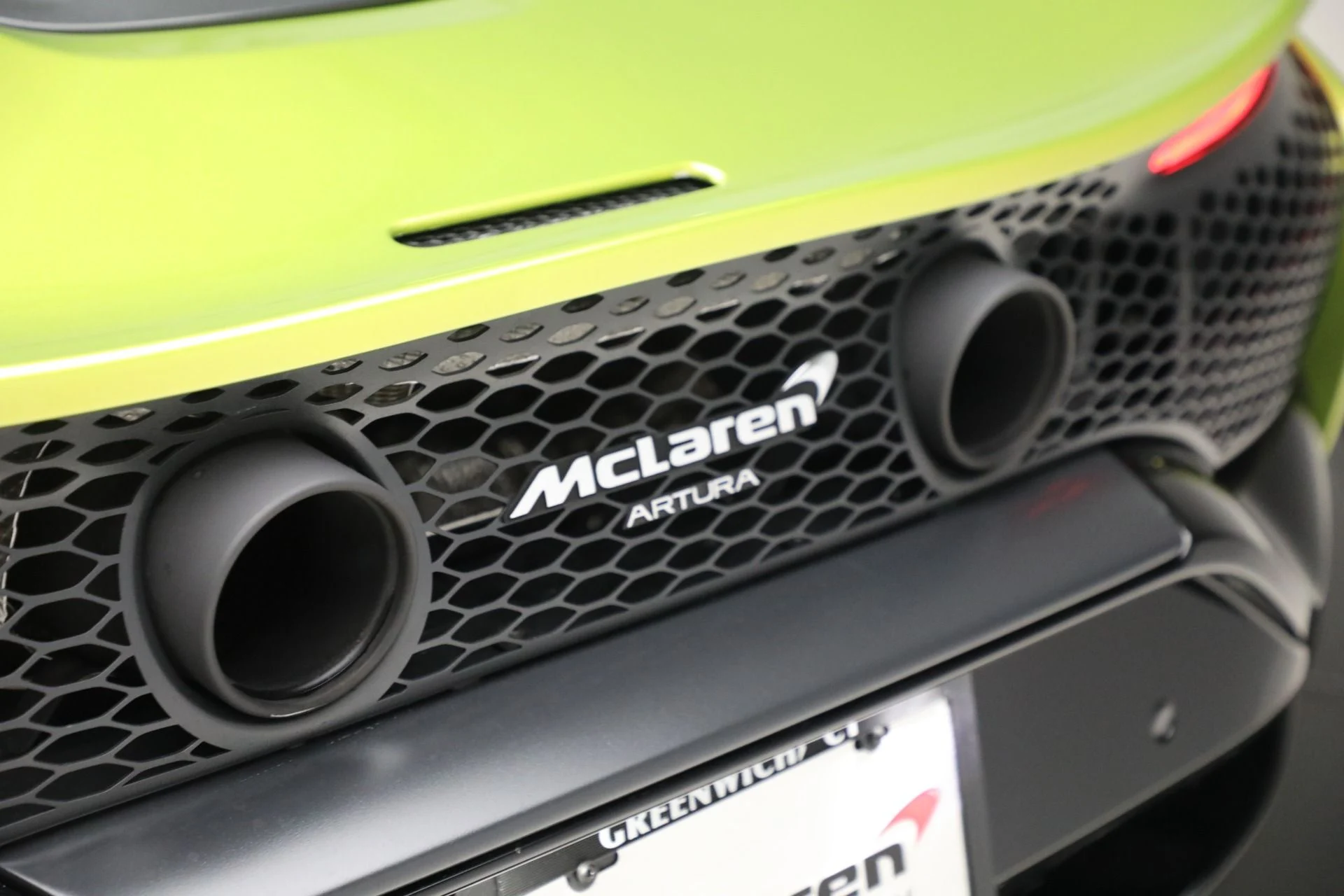 mph024_3008891568_Used_2024_Mc_Laren_Artura_Performance_70aac3b8ad