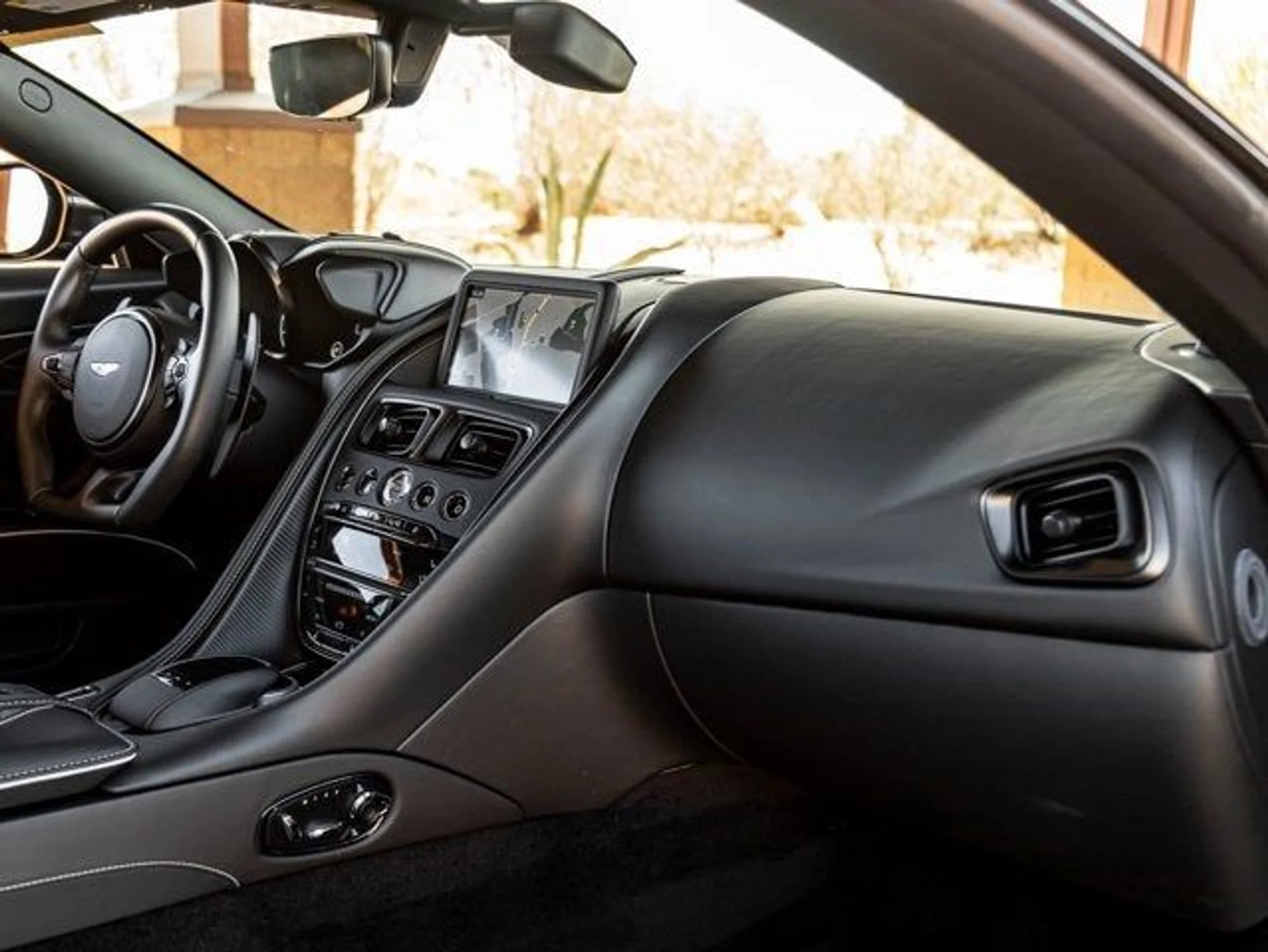 mph024_301015997_25_c49596e184