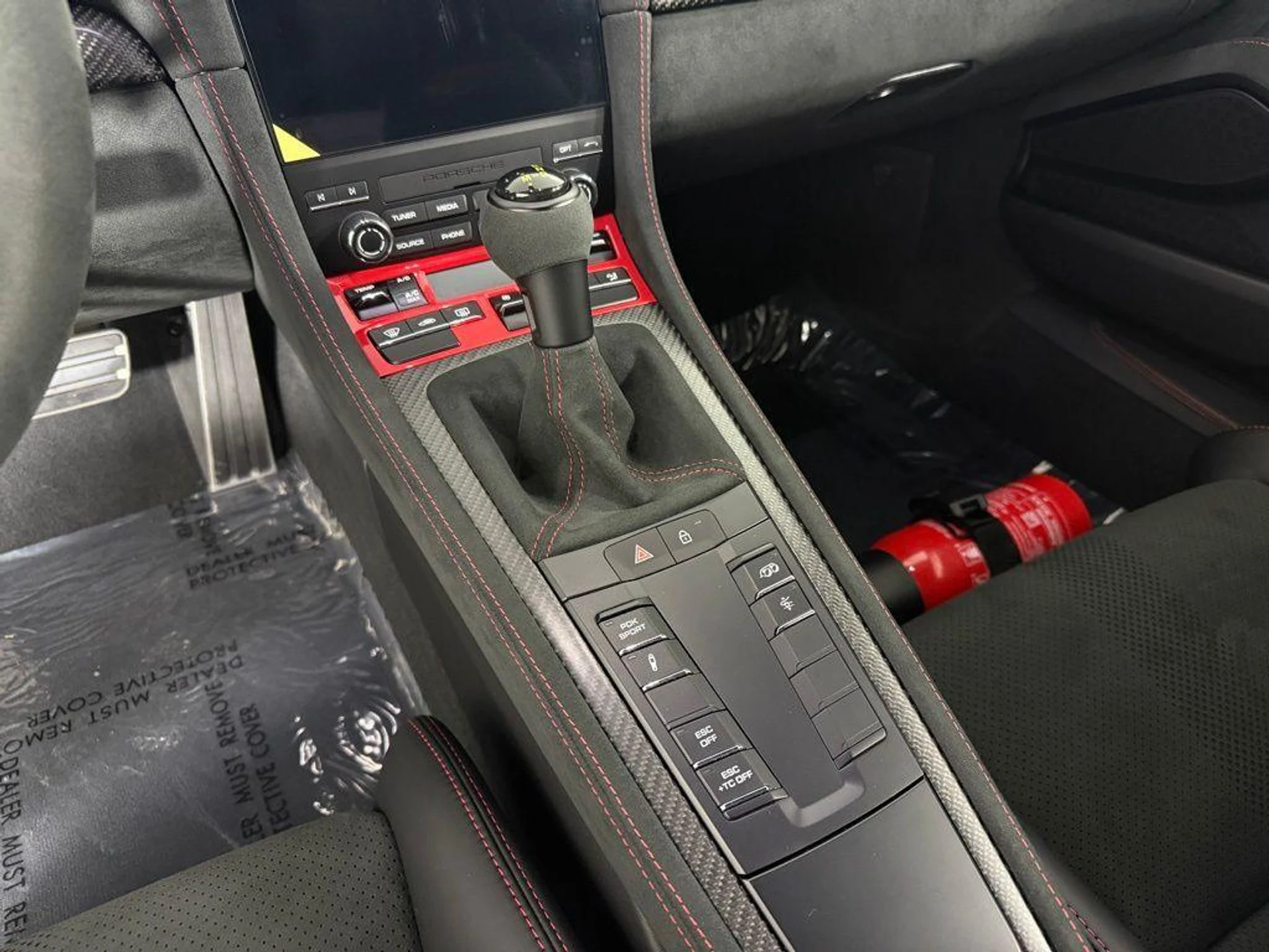 mph024_3010567069_p_HHK_77_BD_Lu_FLPV_Wz_F_Pbd_P_Xko5_OI_09202ed7fe