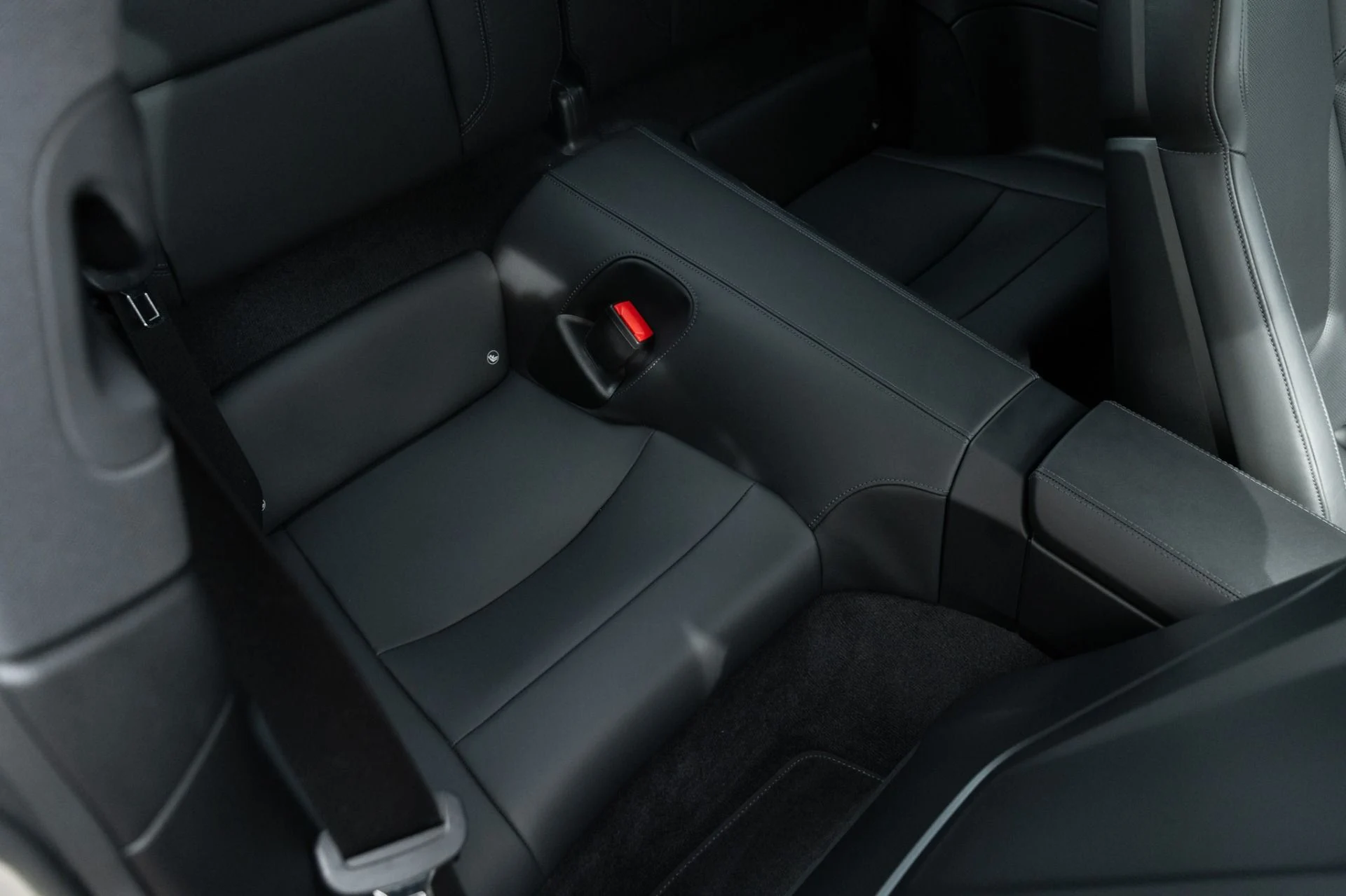 mph024_3010898339_Used_2023_Porsche_911_Carrera_T_1771453746_930e60edb6