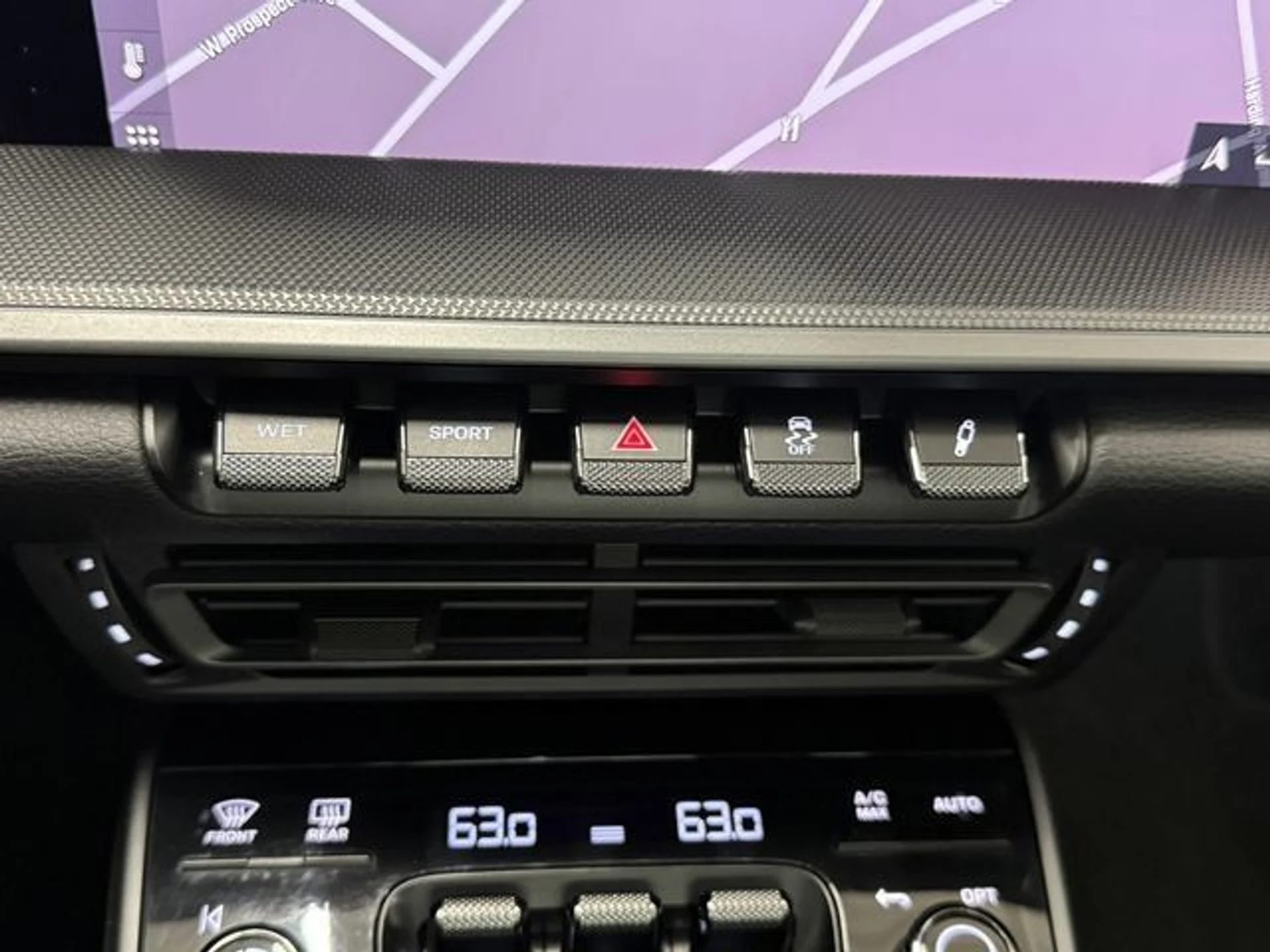 mph024_3012428174_0214f5f3d8e55fa5b837a293155d259e_4503c90288