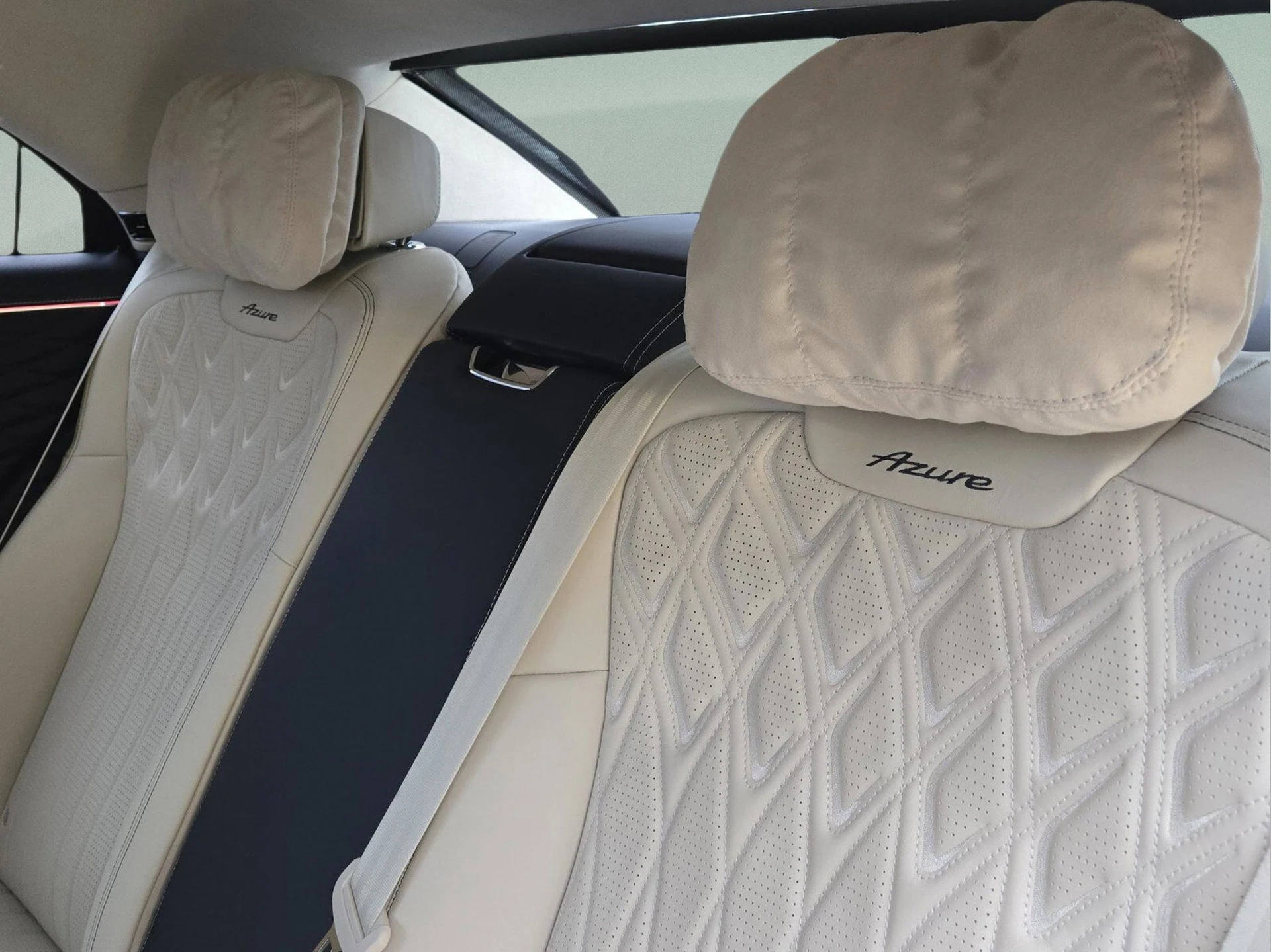 mph024_3020350712_22445ca9b1ad4c81406443d554d1a3abx_d250fb6808