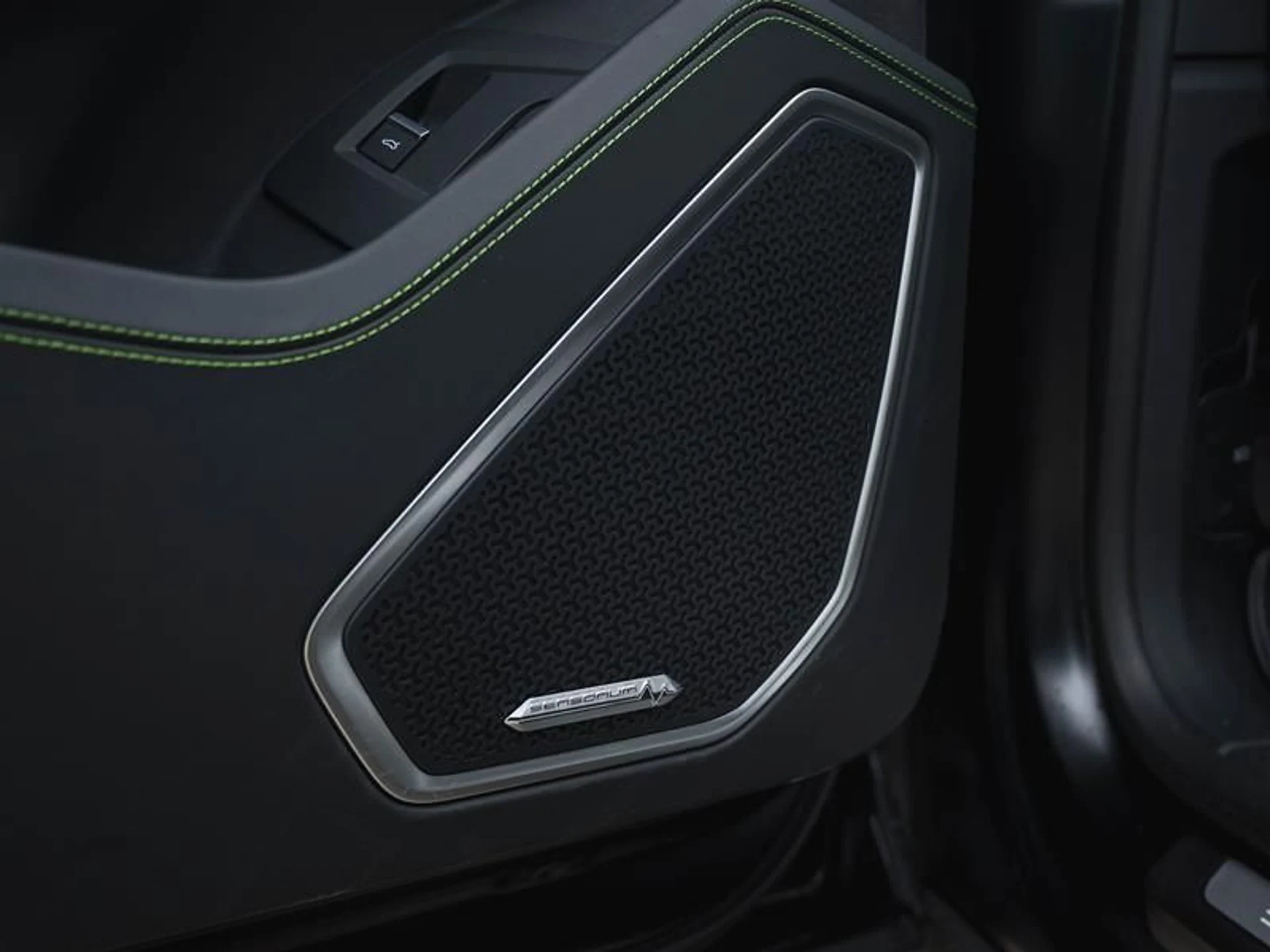 mph024_3021220141_efjfibhn_209318fd09