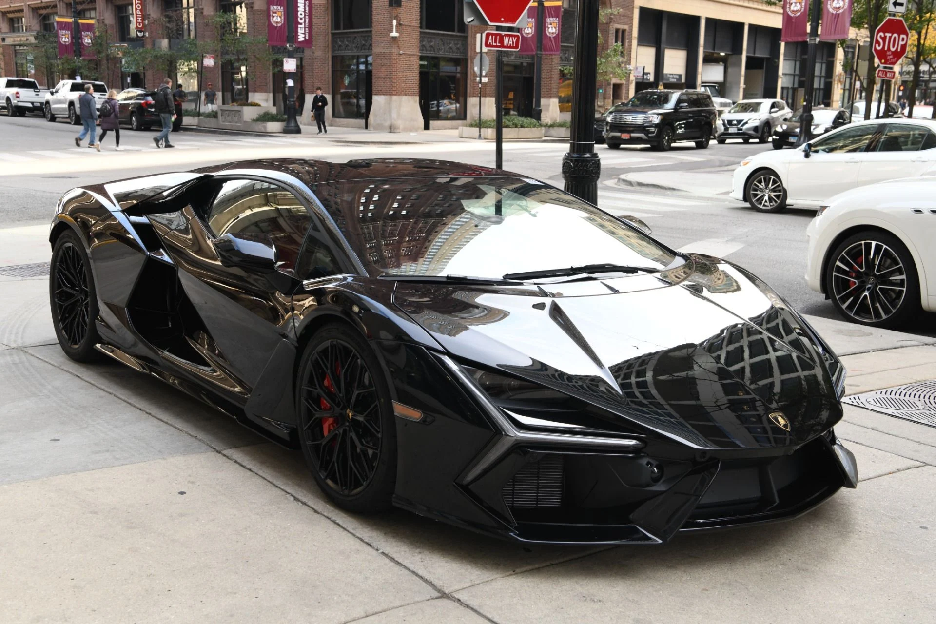 mph024_3025682885_Used_2024_Lamborghini_Revuelto_1730140468_dffdba6acf