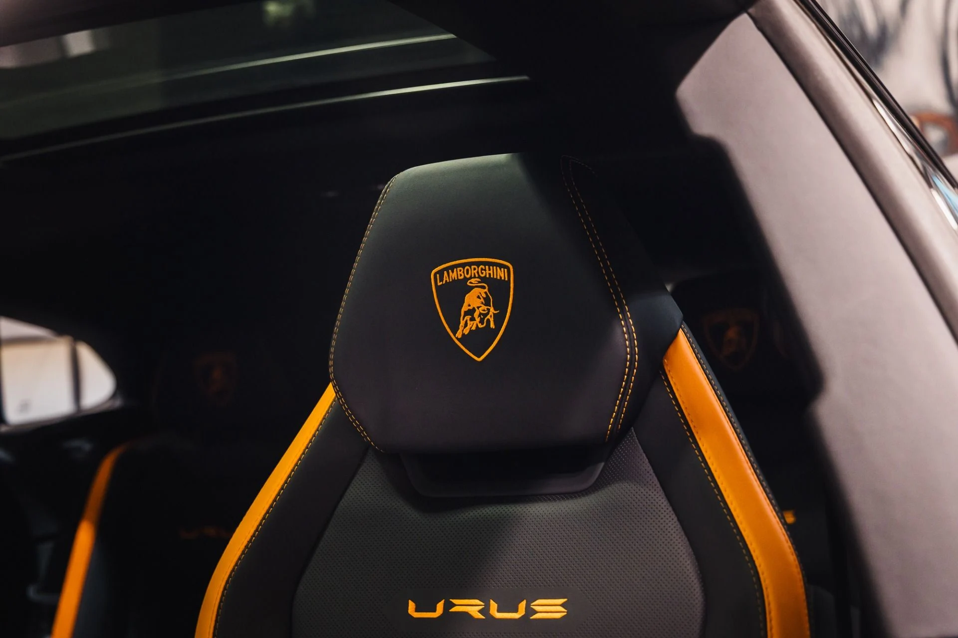 mph024_3027300579_Used_2023_Lamborghini_Urus_Performante_1775866917_2fc8f8ea8f