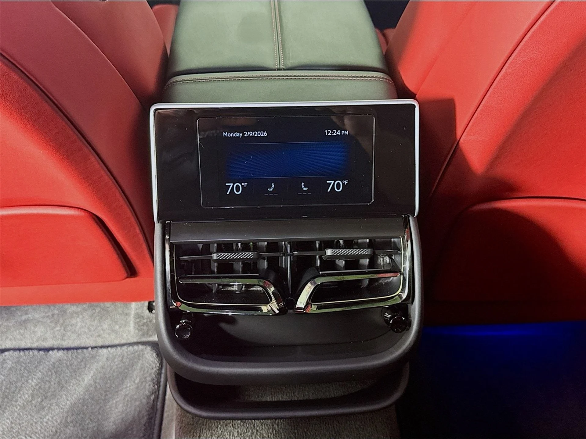 mph024_3029412454_dd5fad861f8504844c22f840e3c12161x_cb5070b792