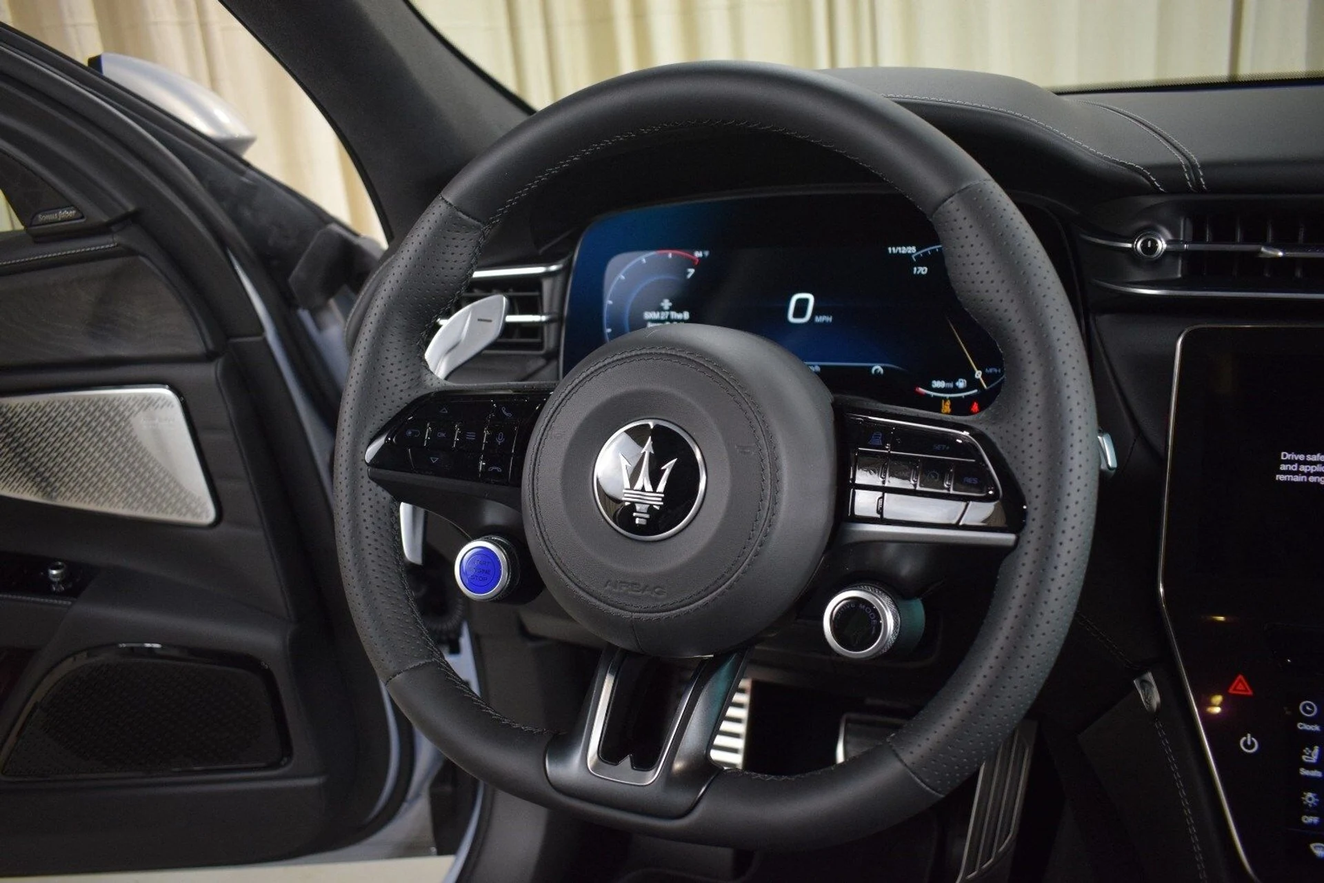 mph024_3035490933_cb2d512c97a34f8eec156377881b25d5x_26d2ed7371