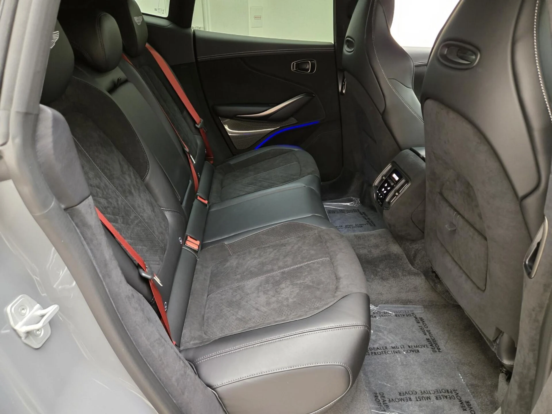 mph024_3040182876_New_2026_Aston_Martin_DBX_S_1776143668_bbd68b4e31