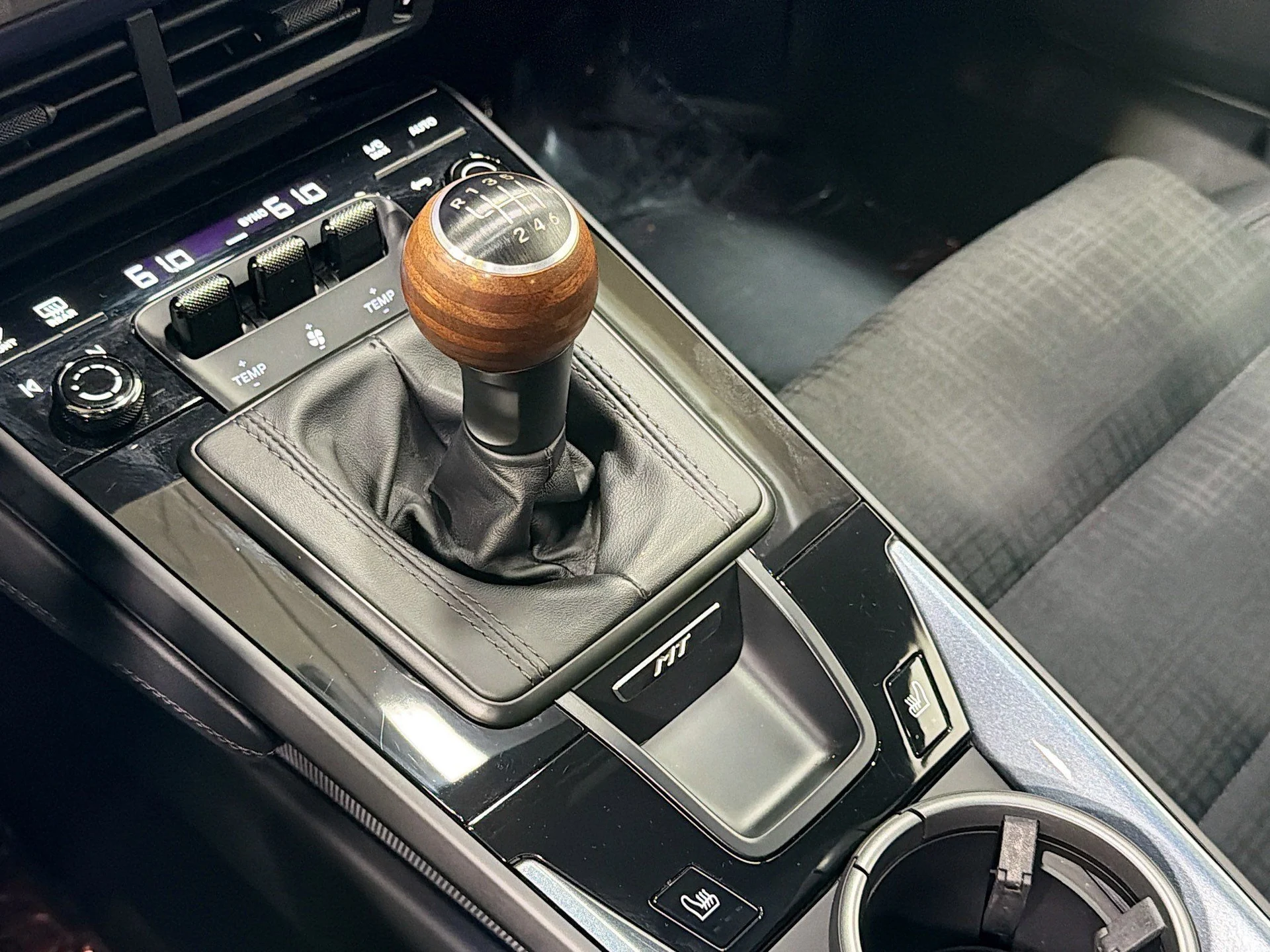 mph024_3050201181_bac8e775ea6765bbc99a9e44aeea7efe_a661b7494b