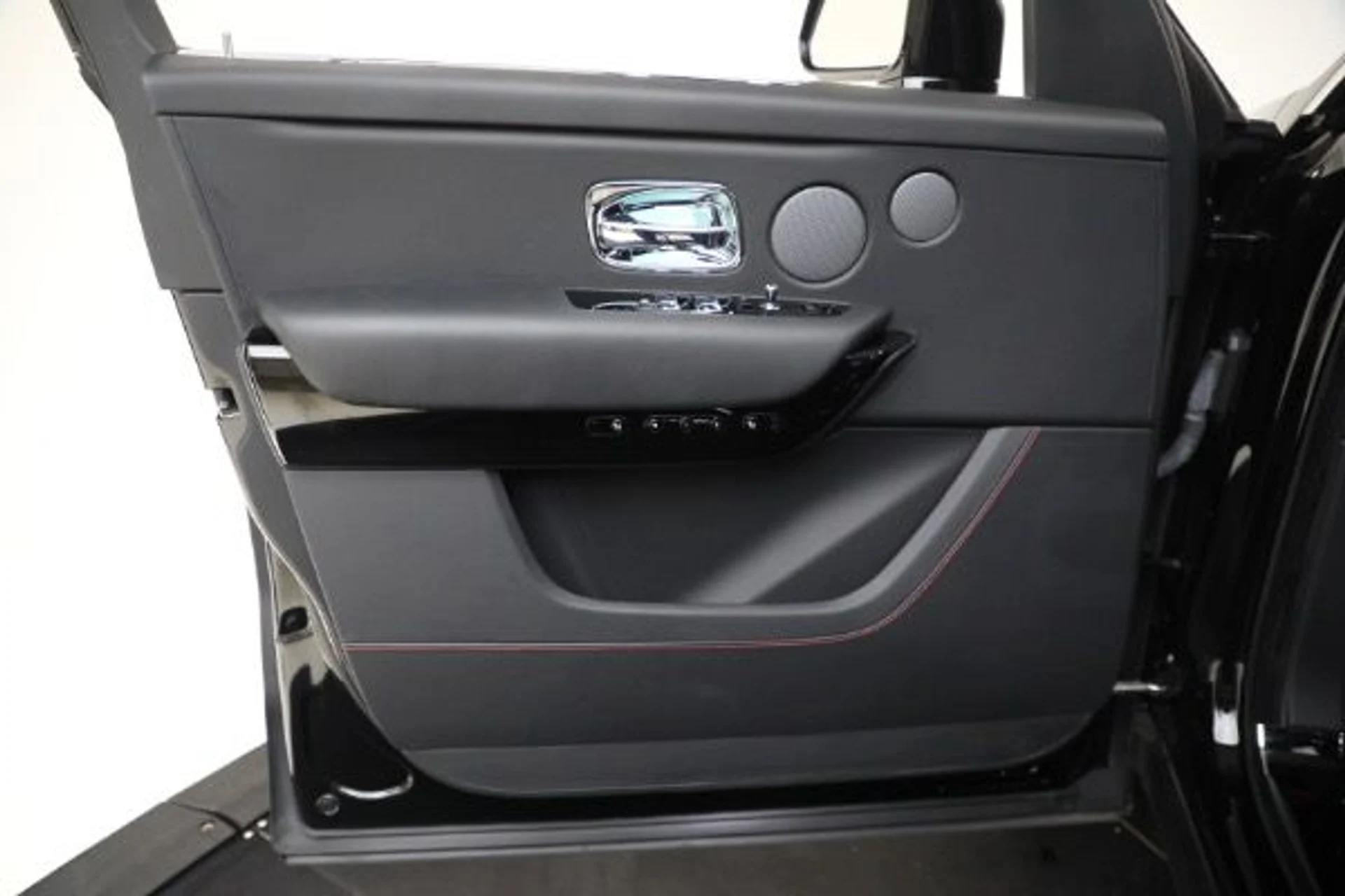 mph024_3054077321_Used_2021_Rolls_Royce_Cullinan_367dab5dae