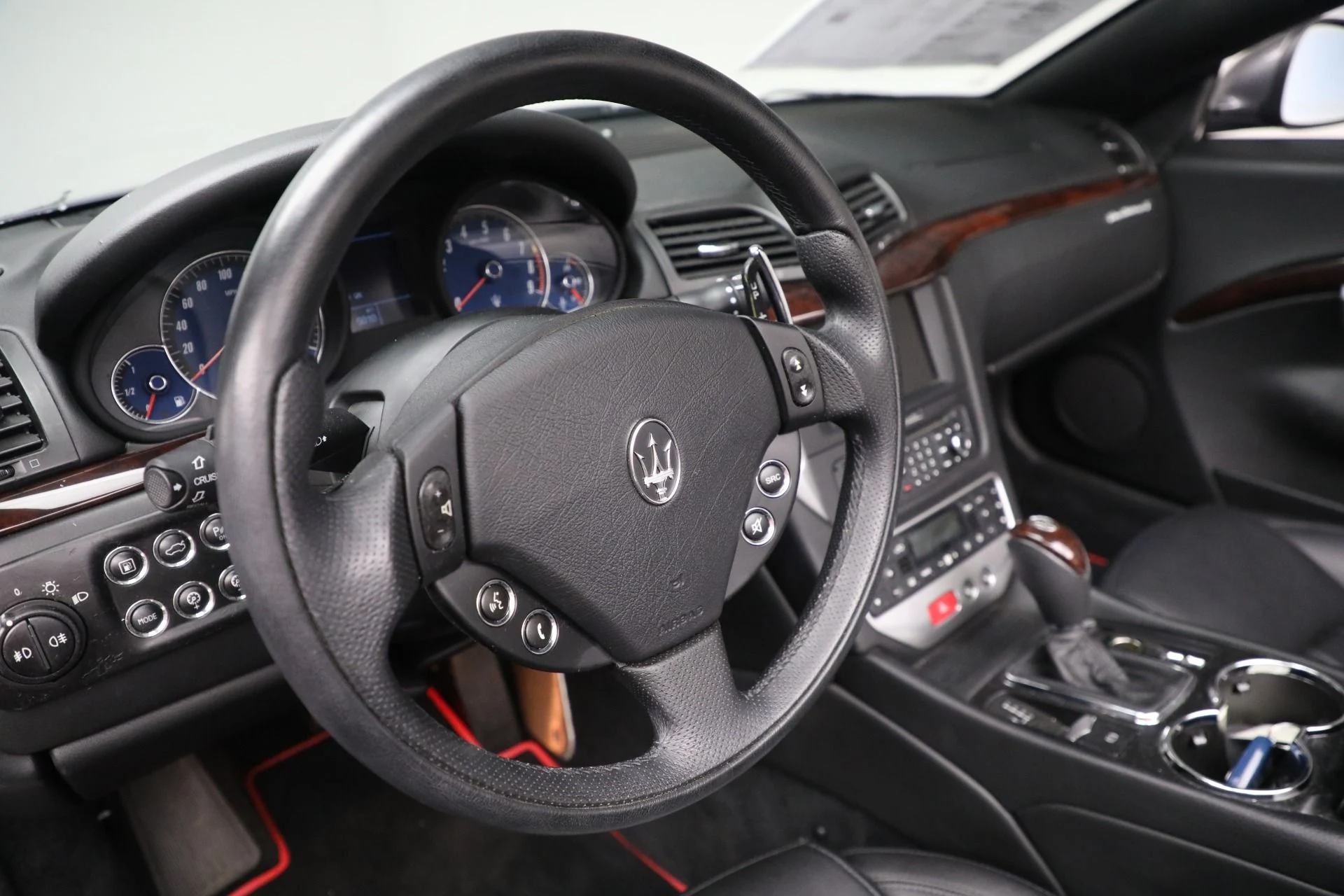 mph024_3055574870_Used_2010_Maserati_Gran_Turismo_28e28e42ee