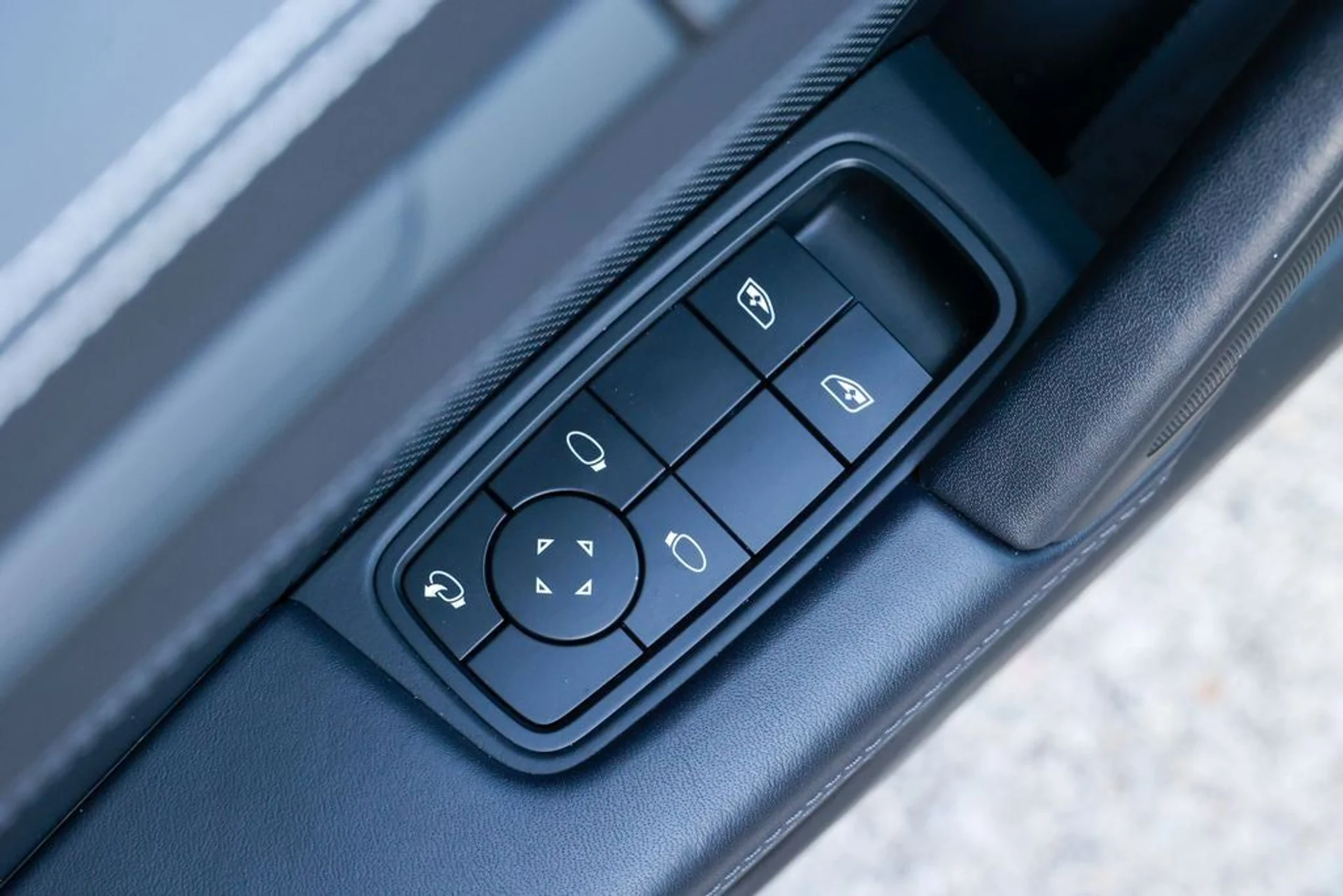 mph024_3057405067_25_150cebb1b5