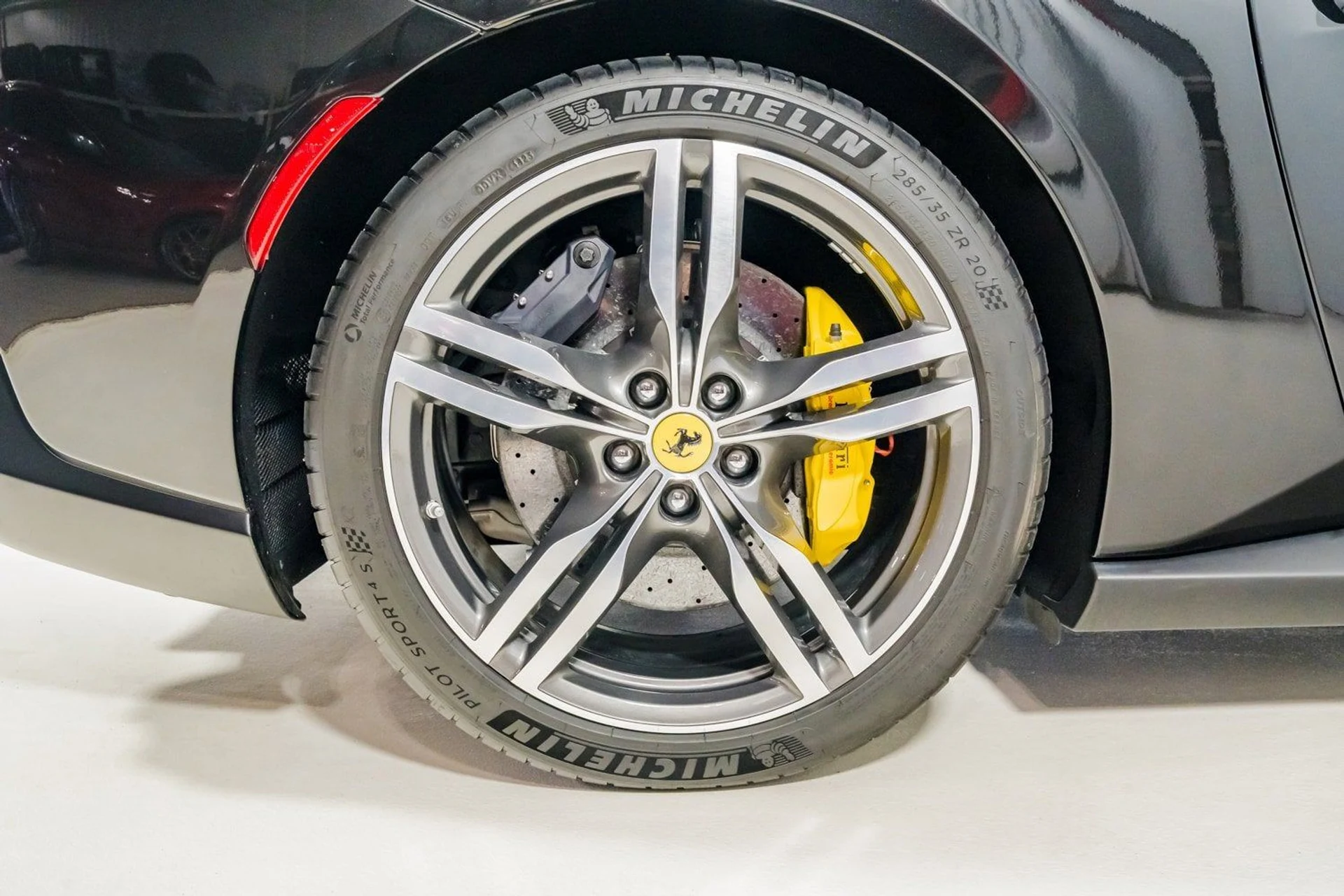 mph024_305742766_aece2503f450447785c57d073295266d_a57ddb32b5