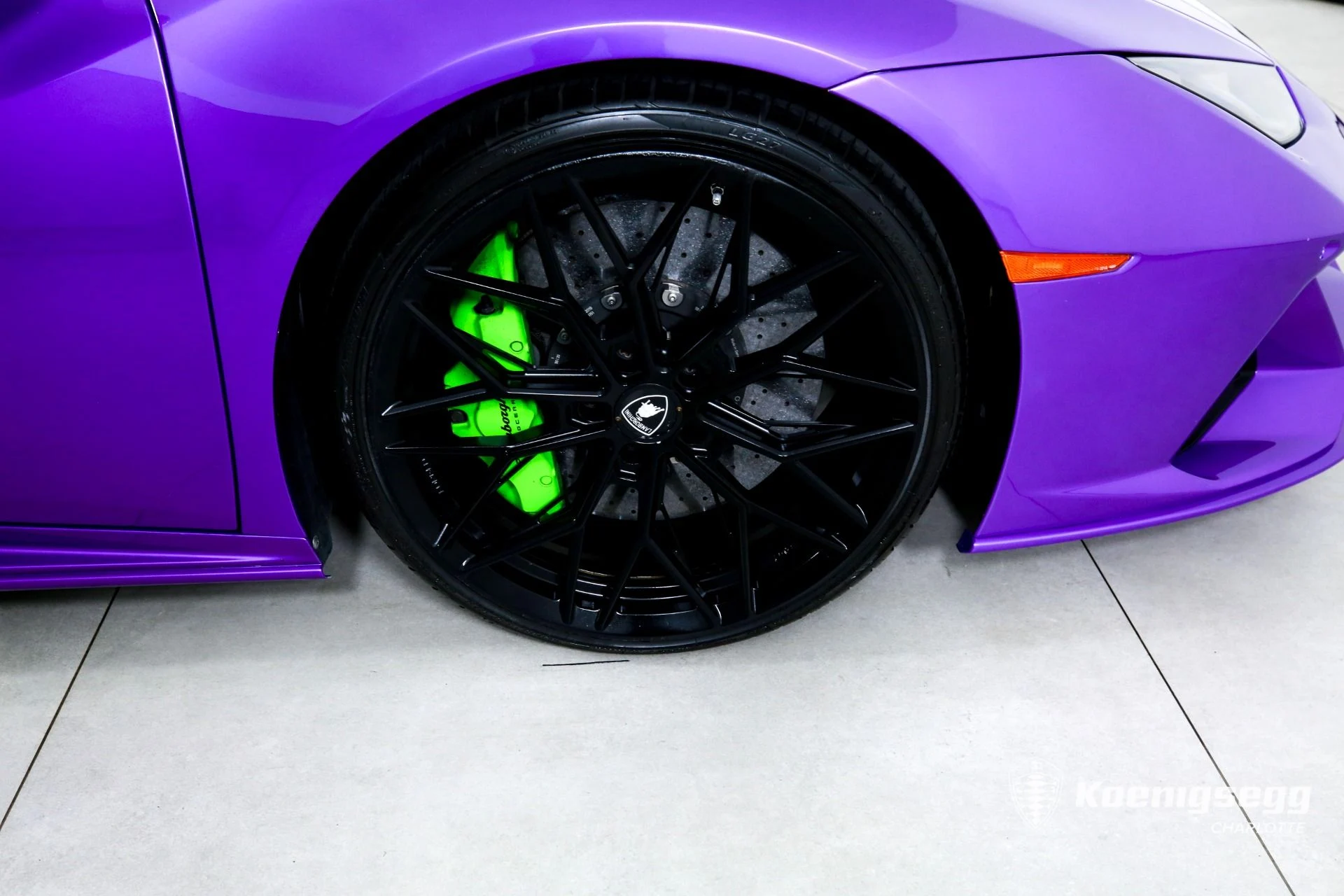 mph024_3059643953_Used_2020_Lamborghini_Huracan_EVO_Spyder_1782837531_e2c2d74e6f