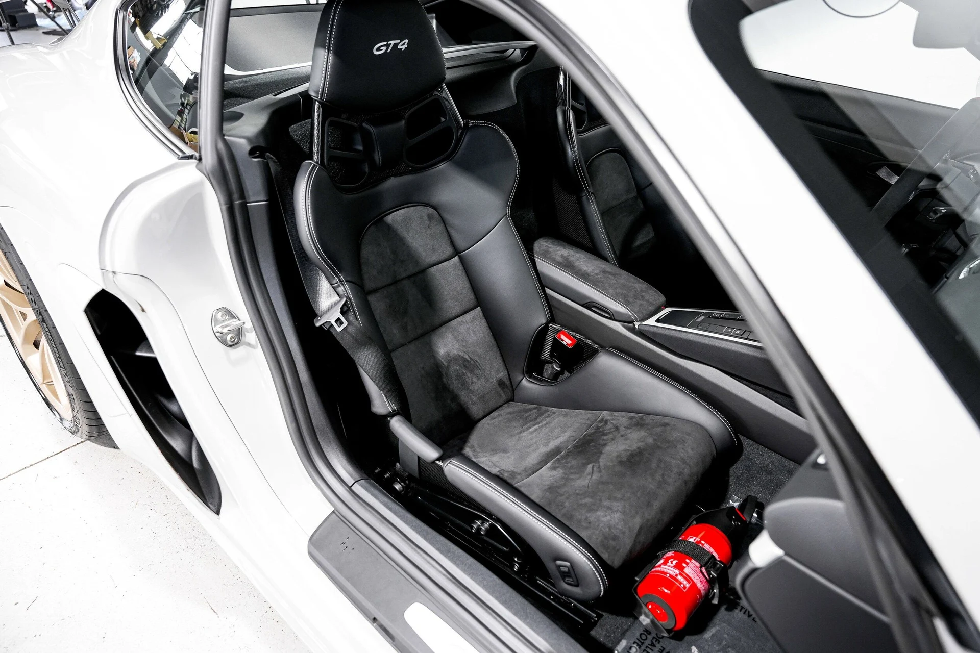 mph024_3062239427_fb793fee3de26dffedc7435312869fd9x_5173f364a8