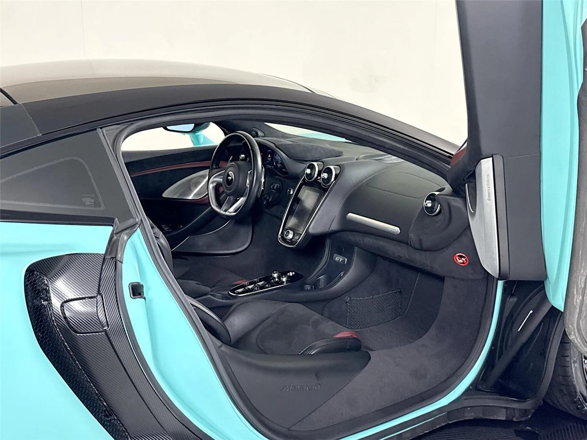 mph024_3063635131_b6c59083528078a8c71745f3f0aa4809_c5719a6e99