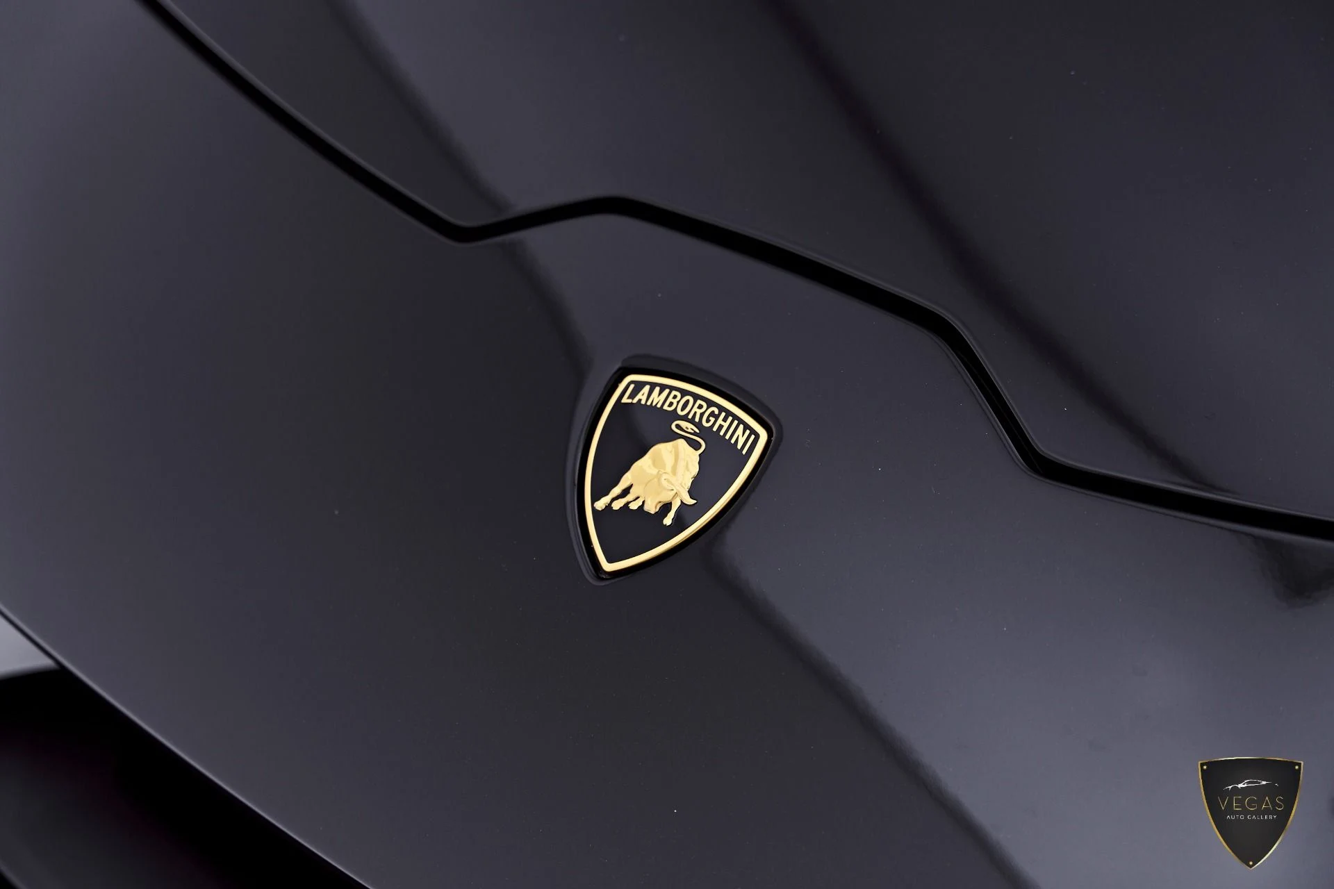 mph024_3064014031_Used_2024_Lamborghini_Huracan_EVO_Base_1783505090_93d17d203c