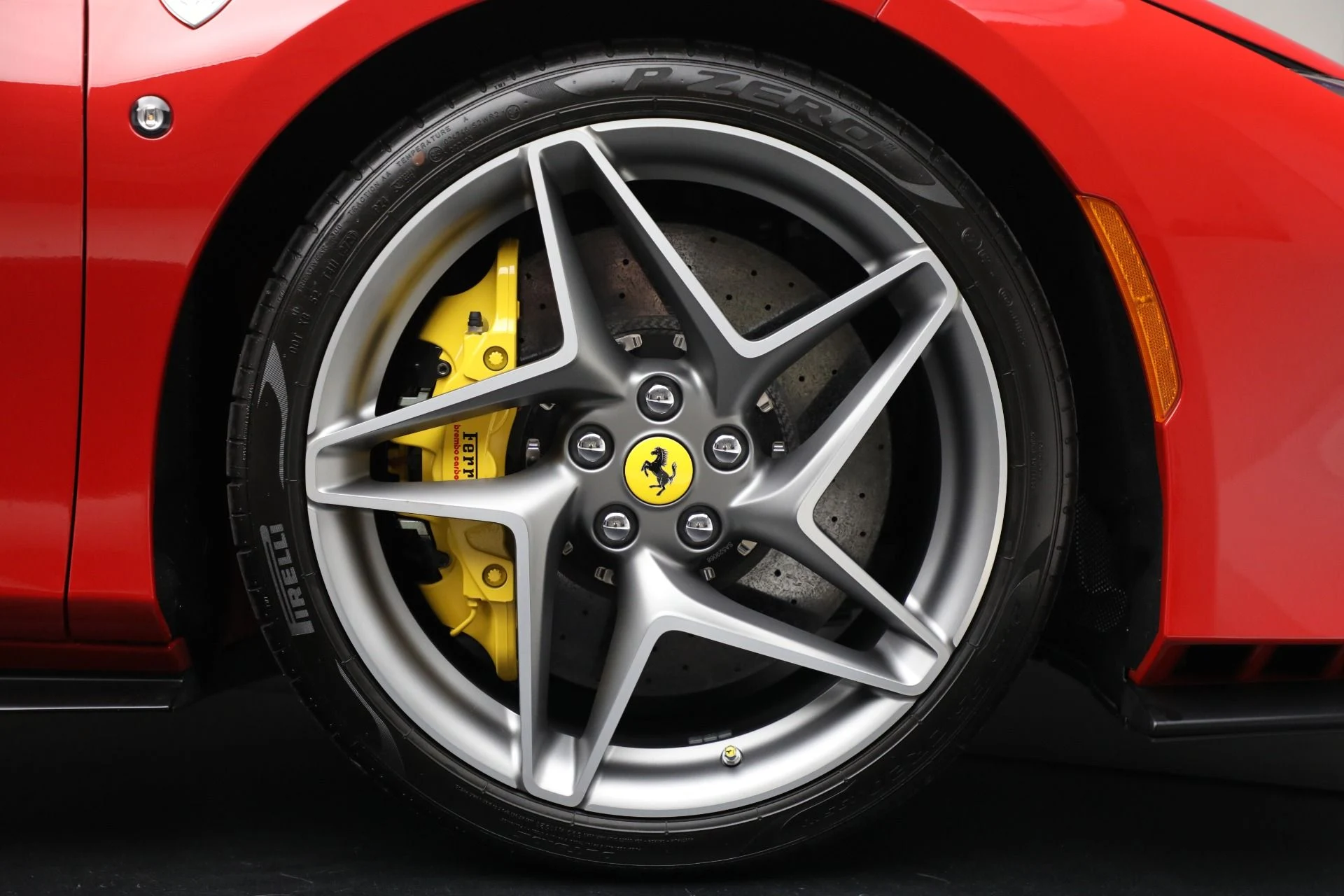 mph024_3064798996_Used_2021_Ferrari_F8_Tributo_a6e2ec7dbf
