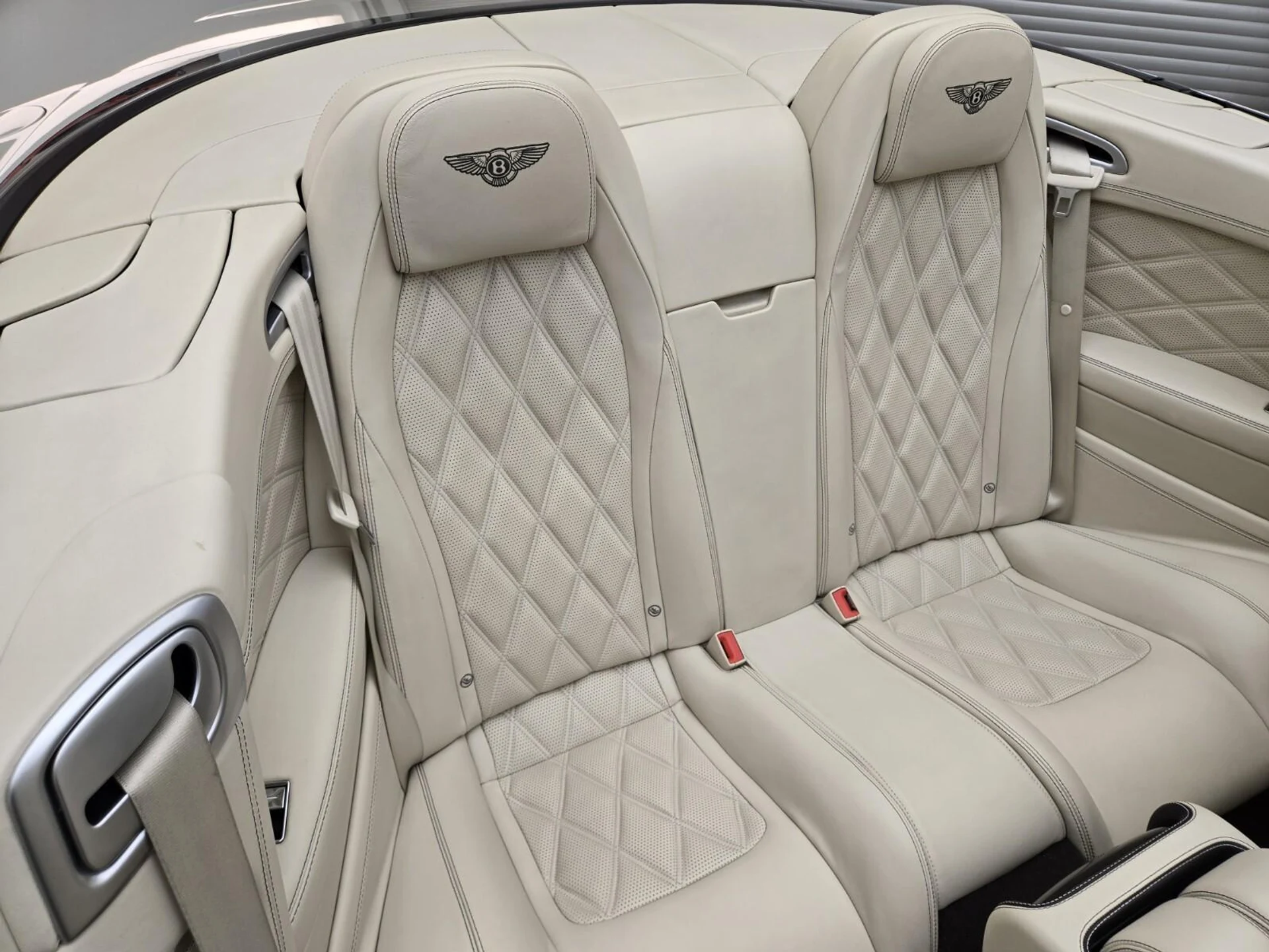 mph024_3066583556_Used_2015_Bentley_Continental_GT_V8_S_1759214733_71445c7413