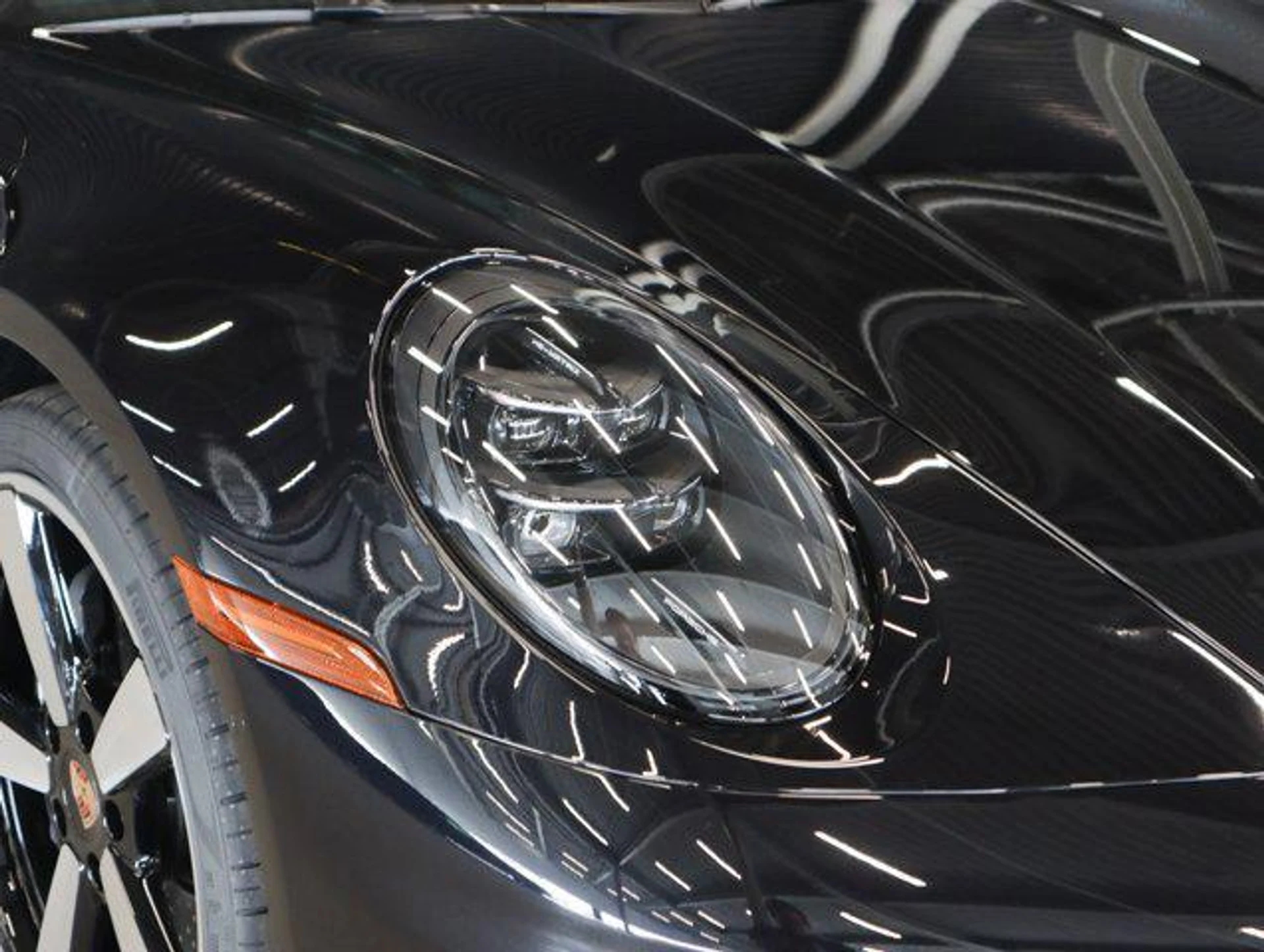 mph024_307069501_7x1y_W0_QL_5gu5e8_Q2_L4_Qs3seek_XA_da8201d26c