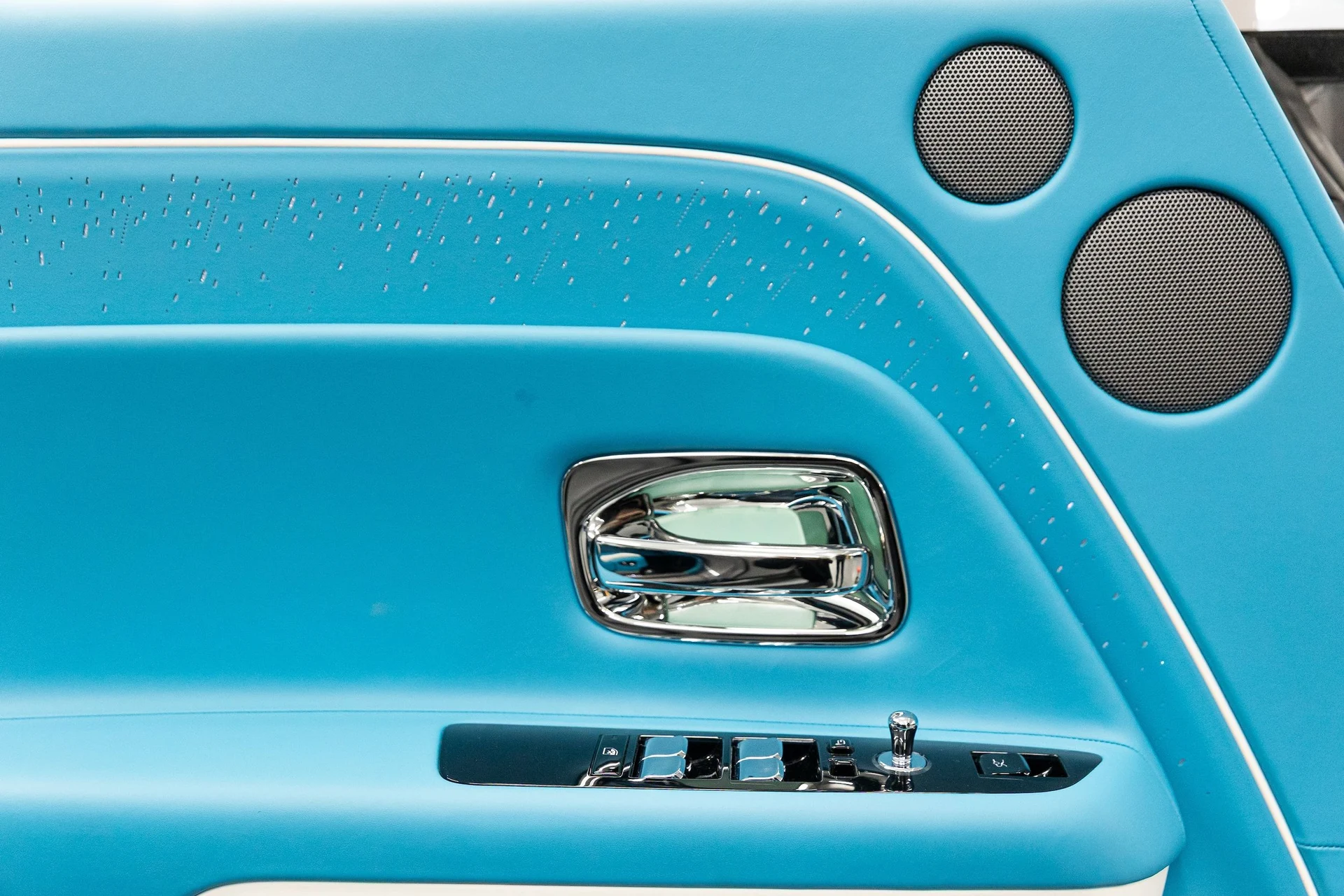 mph024_307656326_b5eecf3c332e14a4b80217ac61bee226x_d5a0e46c8a