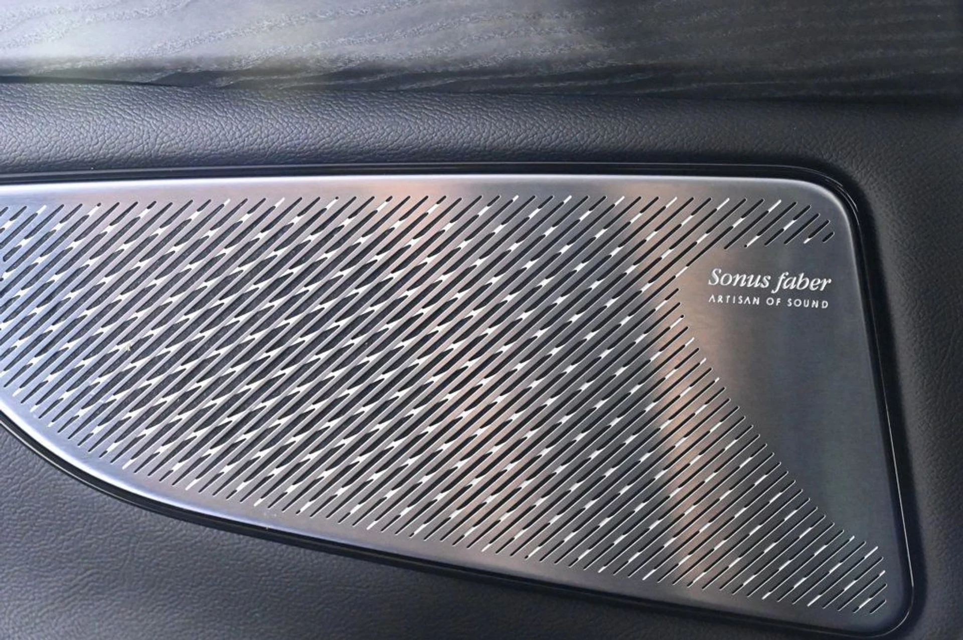 mph024_3076938898_used_2023_maserati_grecale_modena_11350_22935036_24_1024_a31491c432